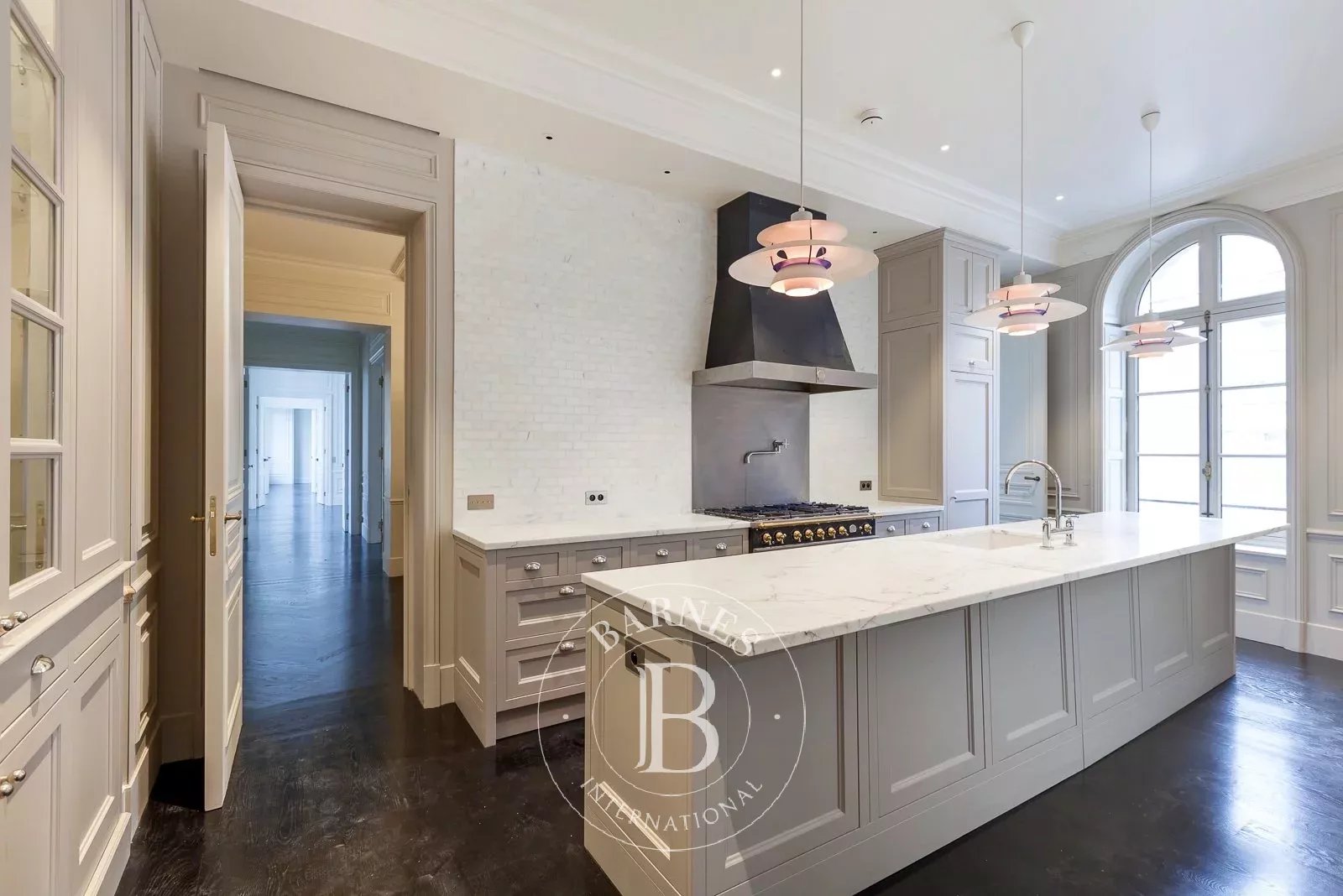 PARIS 7 - GRENELLE - BOURGOGNE - APARTMENT - picture 6