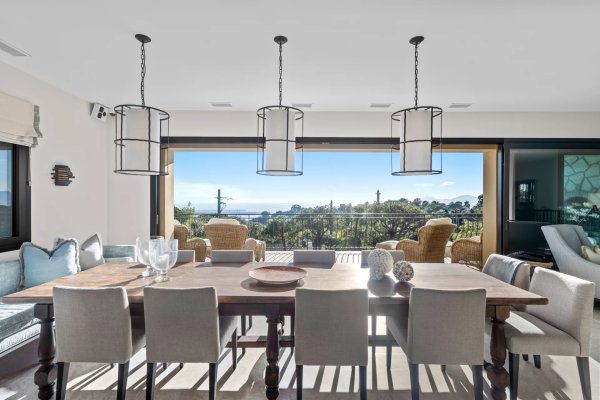Luxury 5-Bedroom Sea View Villa for Sale in Vallauris, French Riviera — photo 2