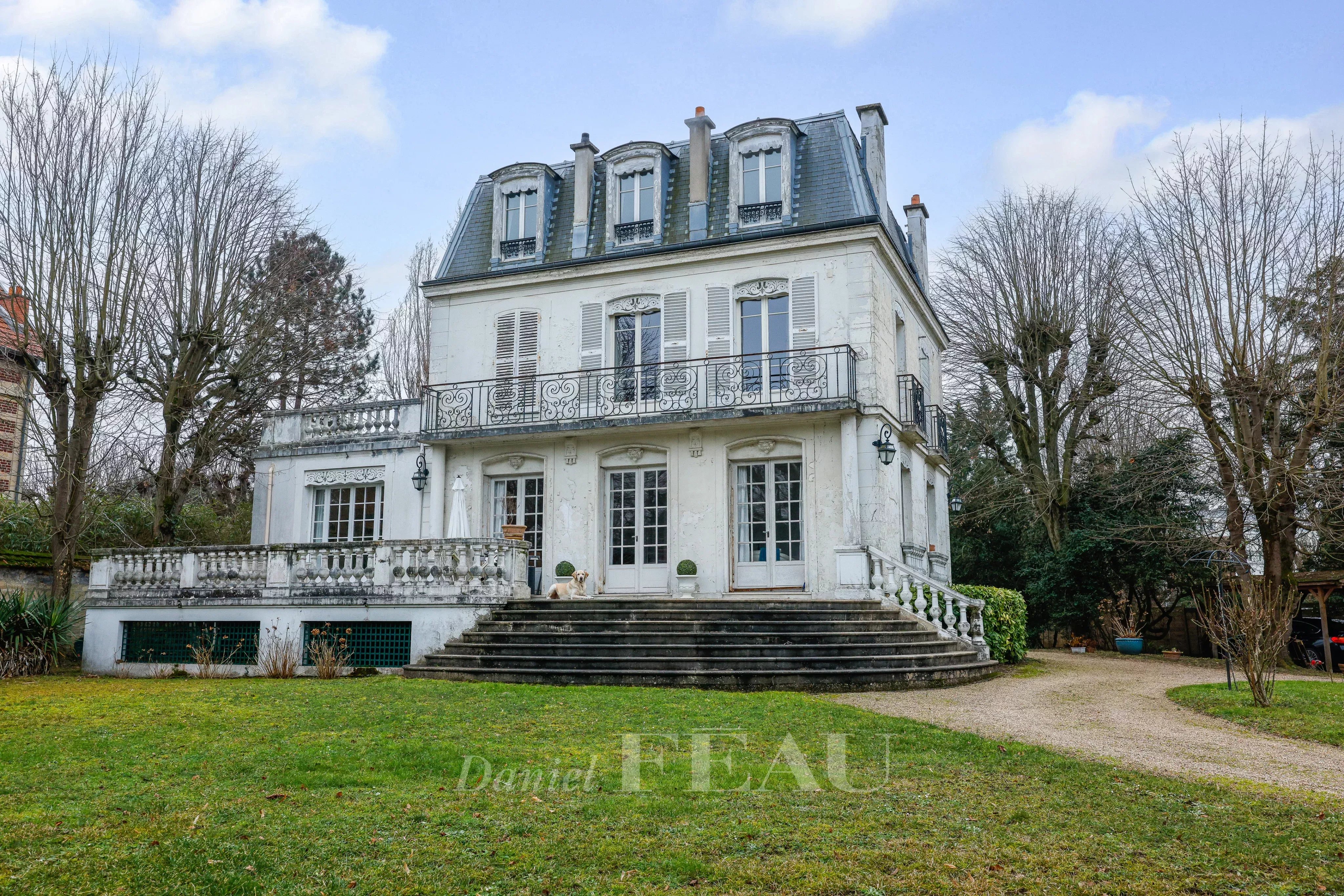 Le Vesinet South – A 5 - bed family mansion