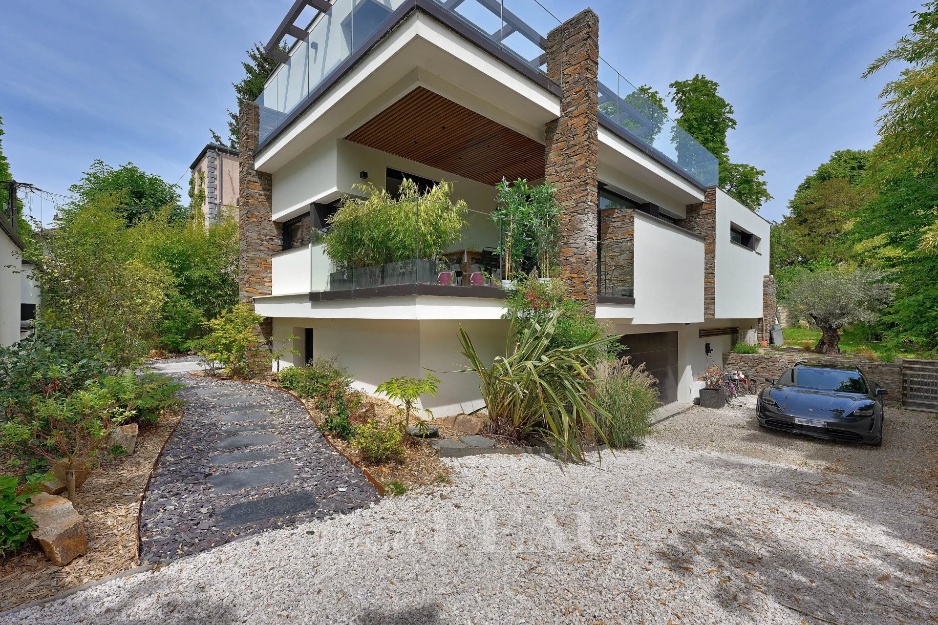 6 Bedroom Villa/Townhouse's Image 26