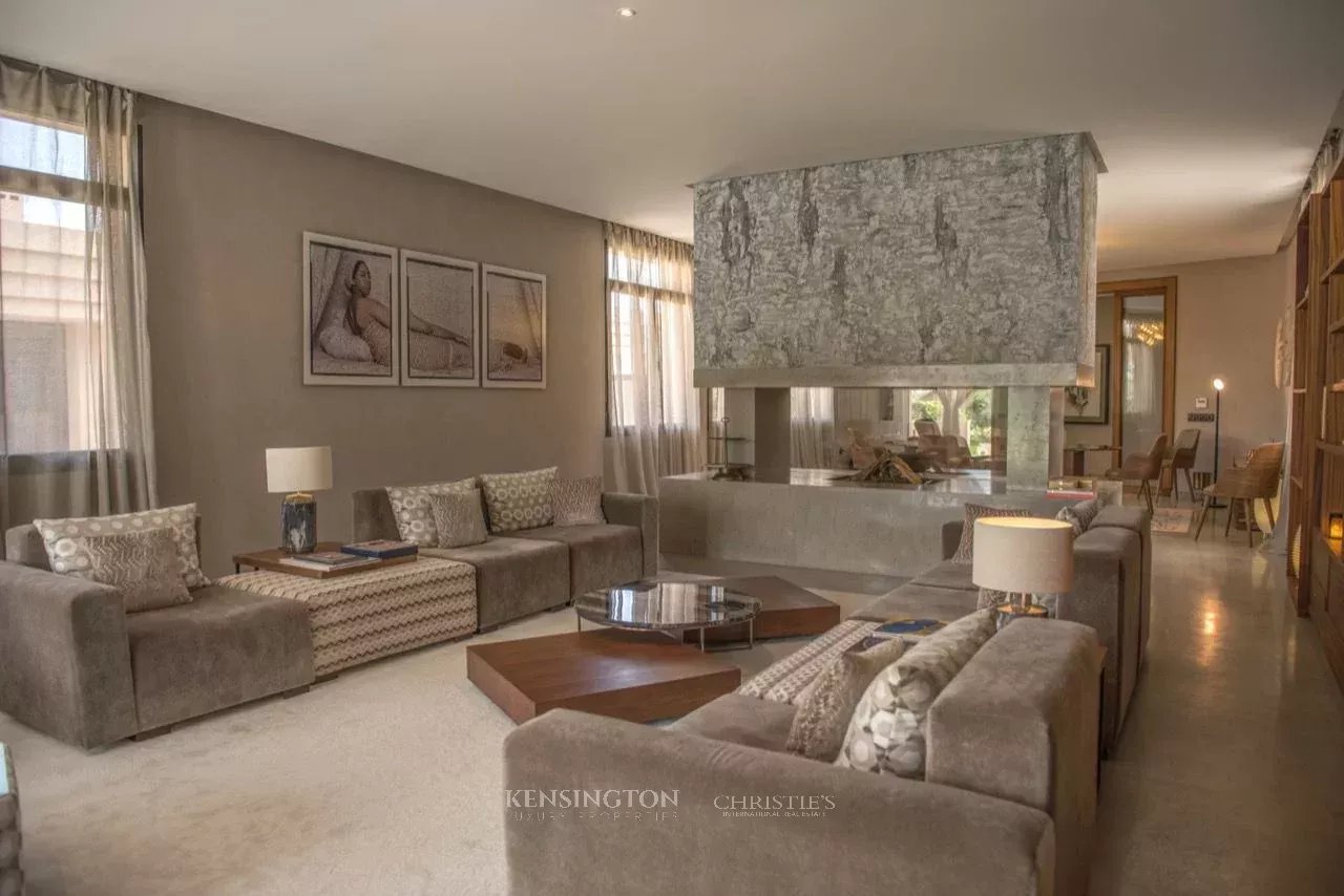 5 Bedroom Villa/Townhouse's Image 10