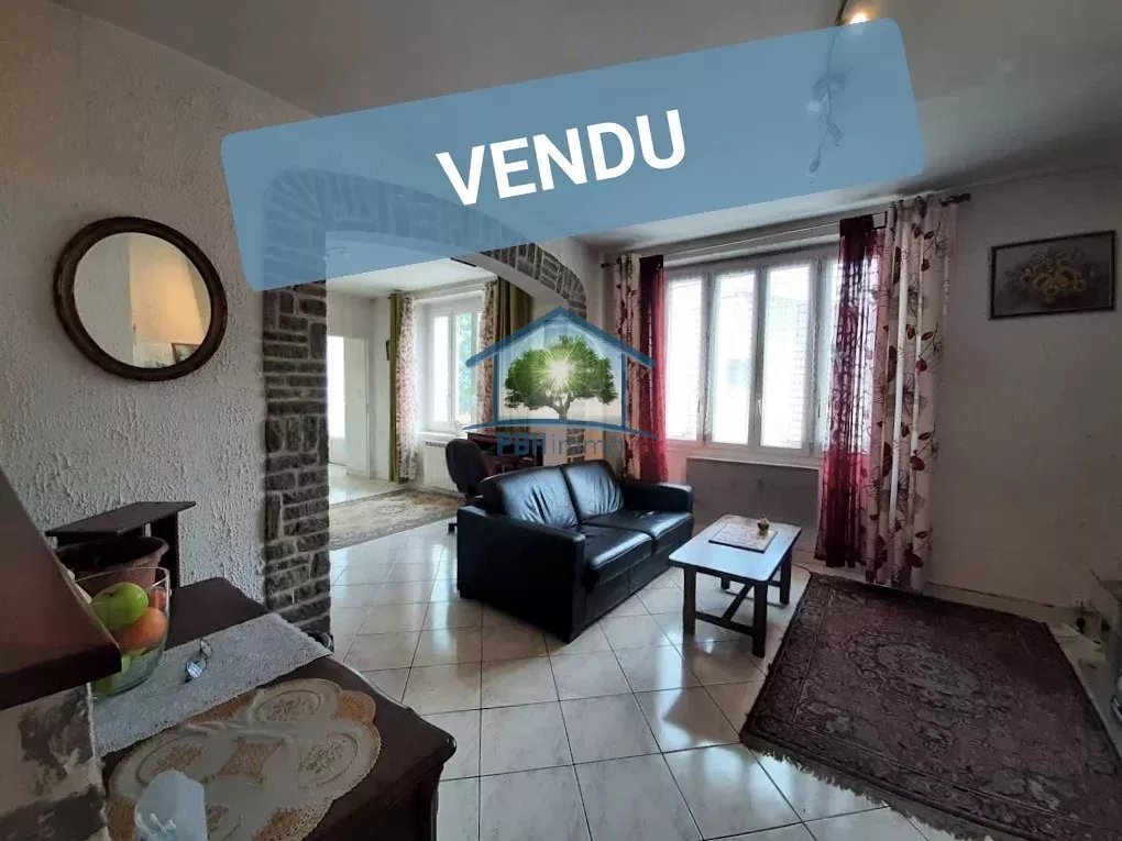  Alès, immeuble 380 m² : grand potentiel