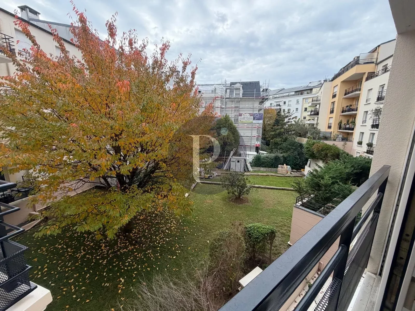 location-appartement-1-piece-le-plessis-robinson-83873041