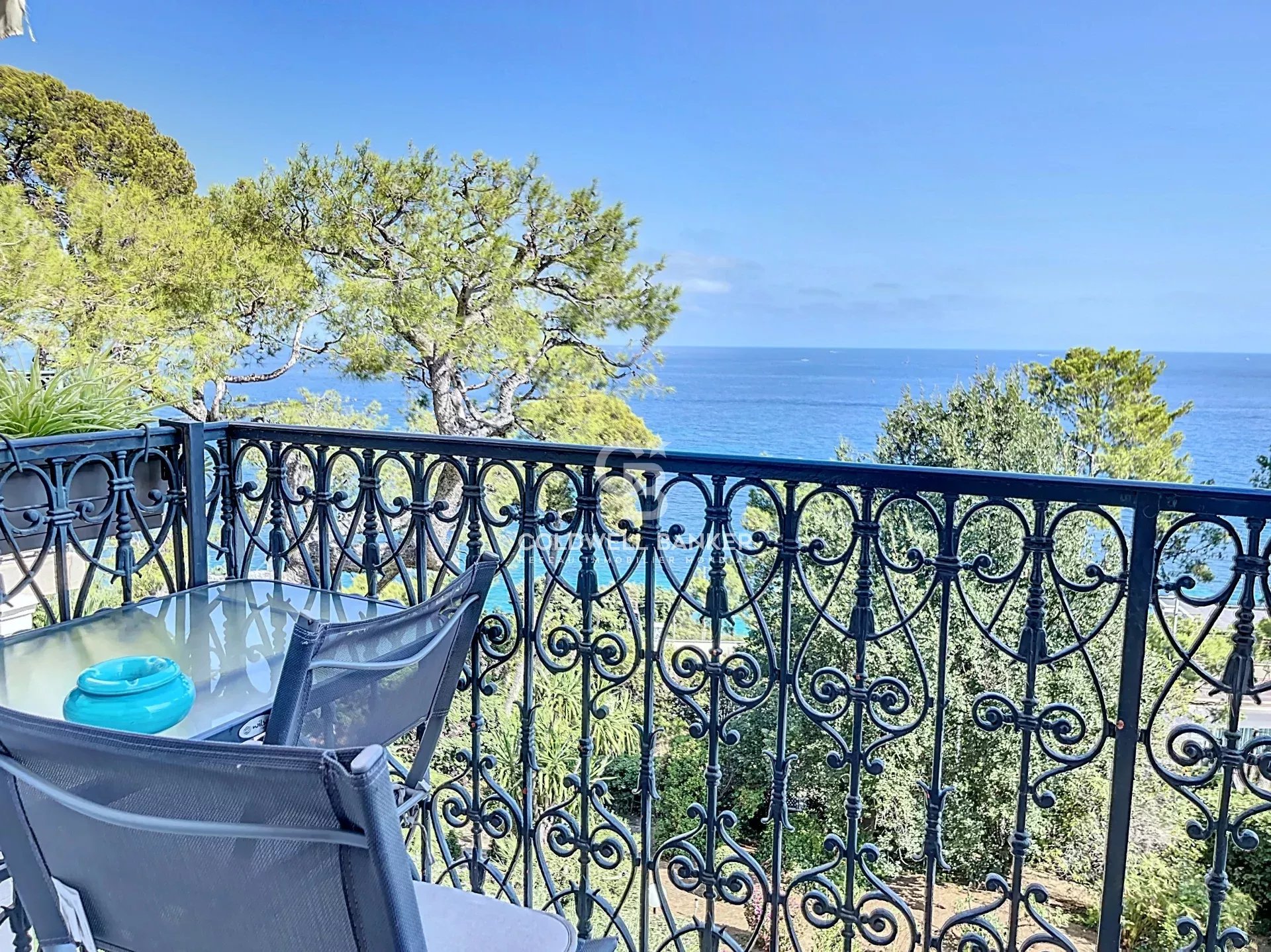 APPARTEMENT BOURGEOIS VUE MER