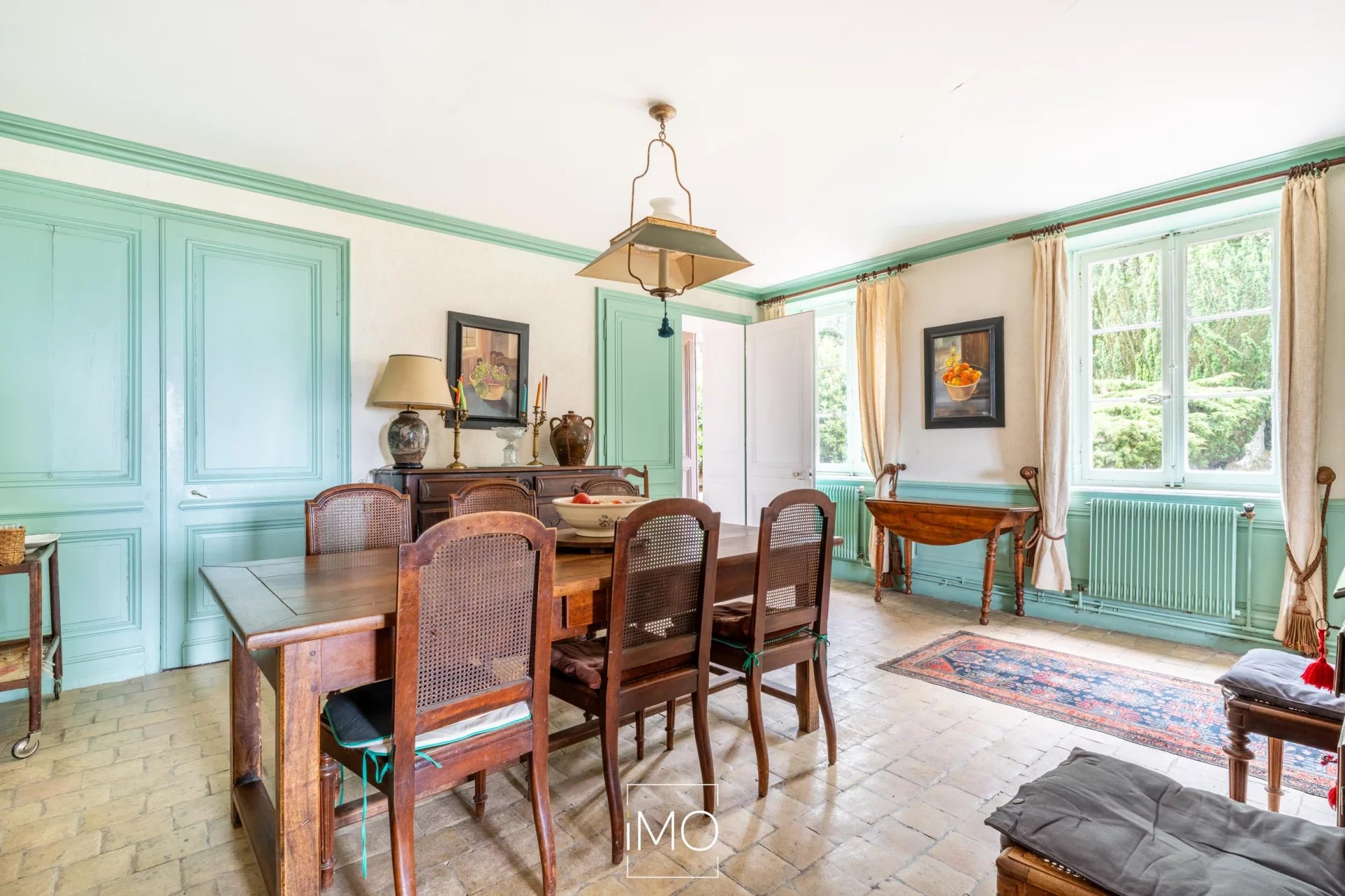 Propriété familiale de 226 m2 avec piscine et terrain de 5000 m²
