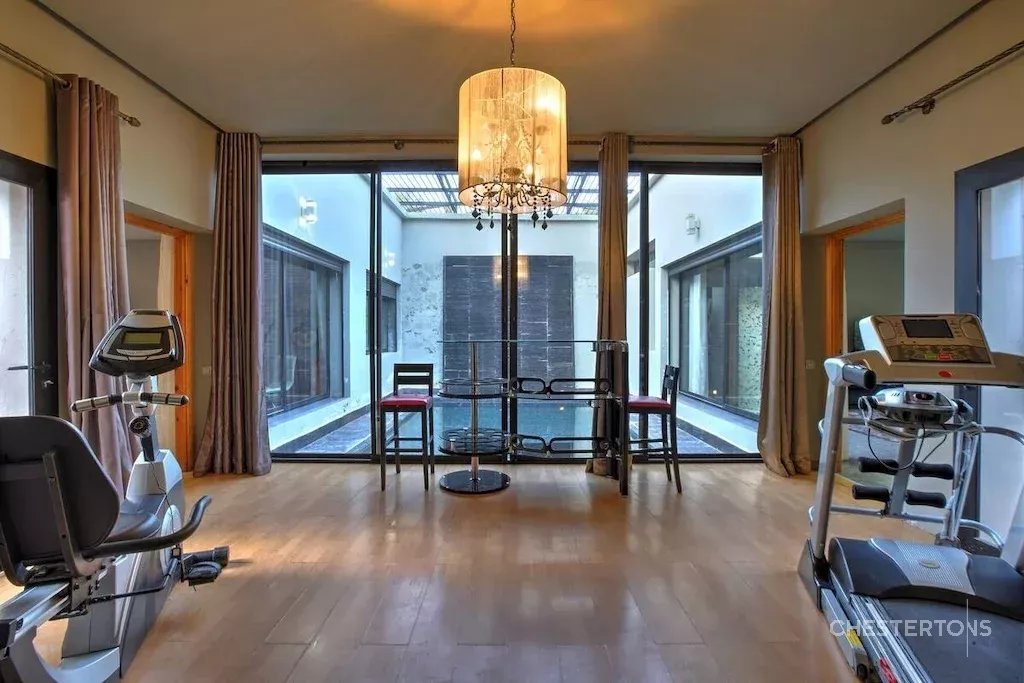  Image of Villa - 6 Bedrooms for Sale in Marrakech-Ménara-Marrakech-Morocco, Image 12