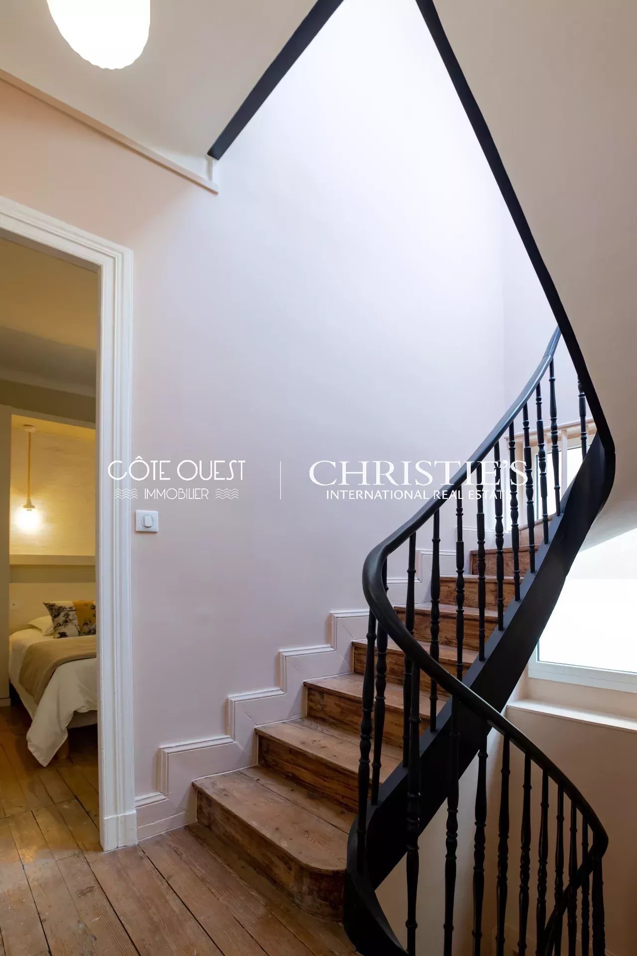 4 Bedroom Villa/Townhouse's Image 9