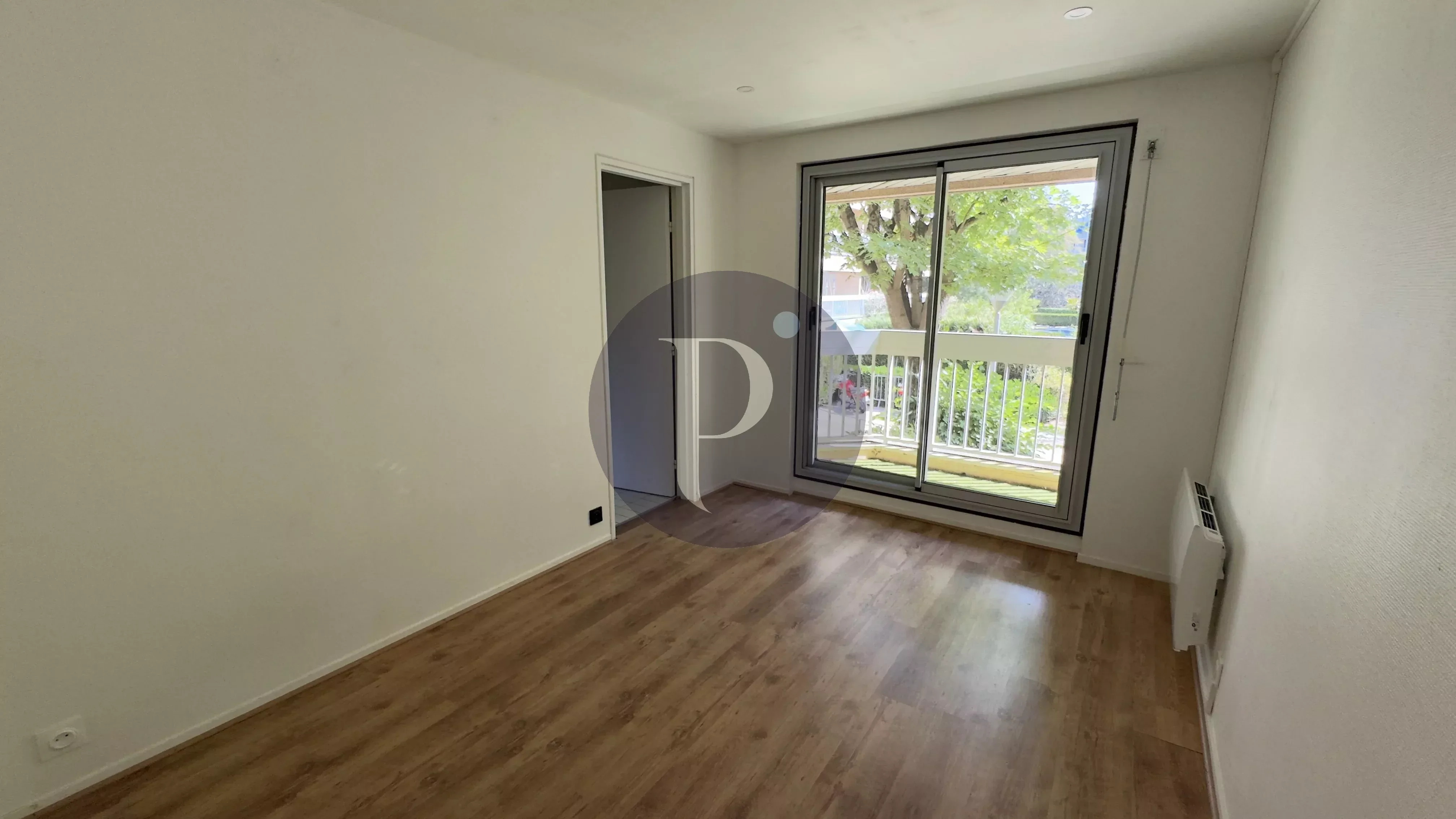 location-appartement-3-pieces-verrieres-le-buisson-83873177