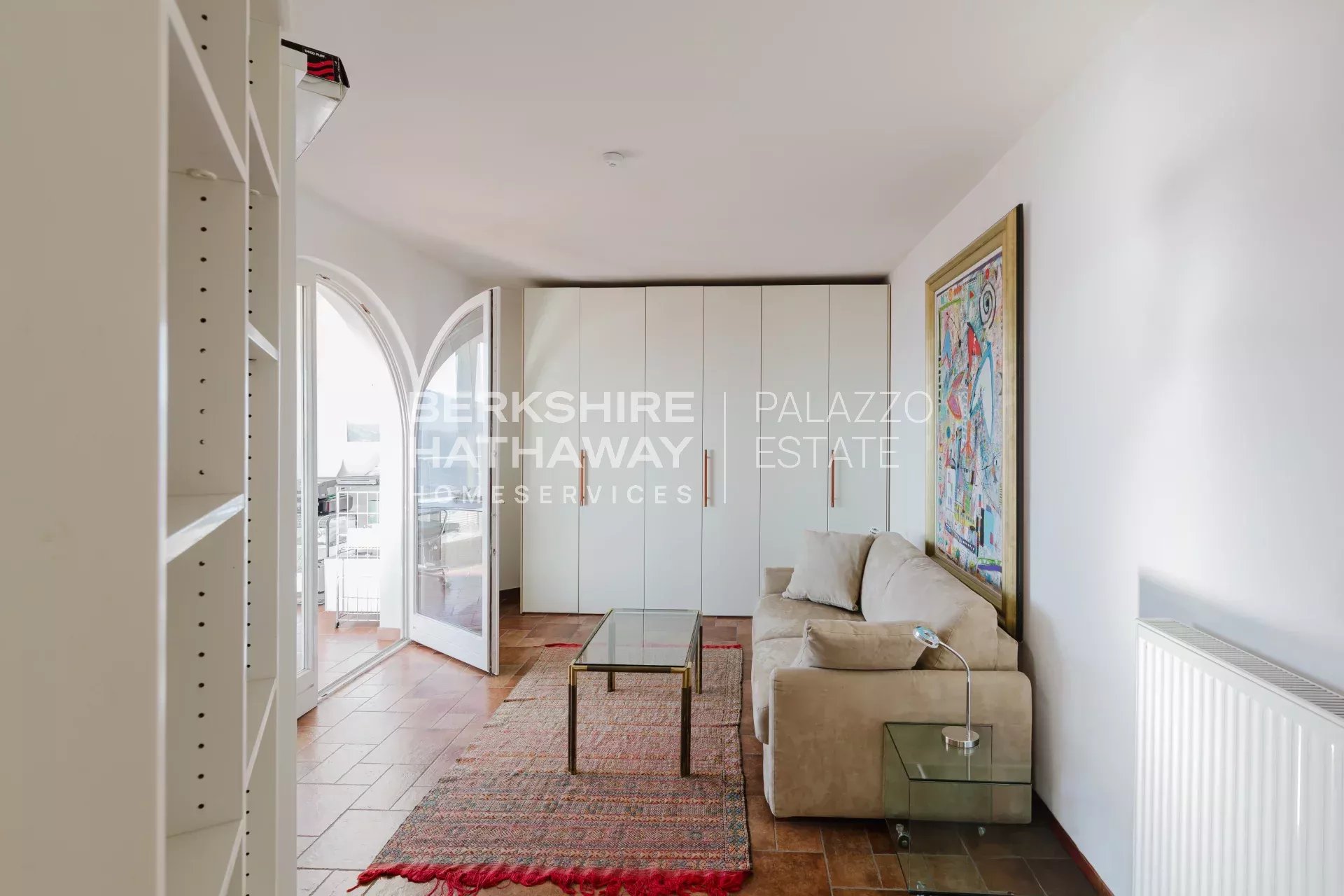 Villa moderna di lusso con vista panoramica sul Lago Maggiore e sulle Alpi