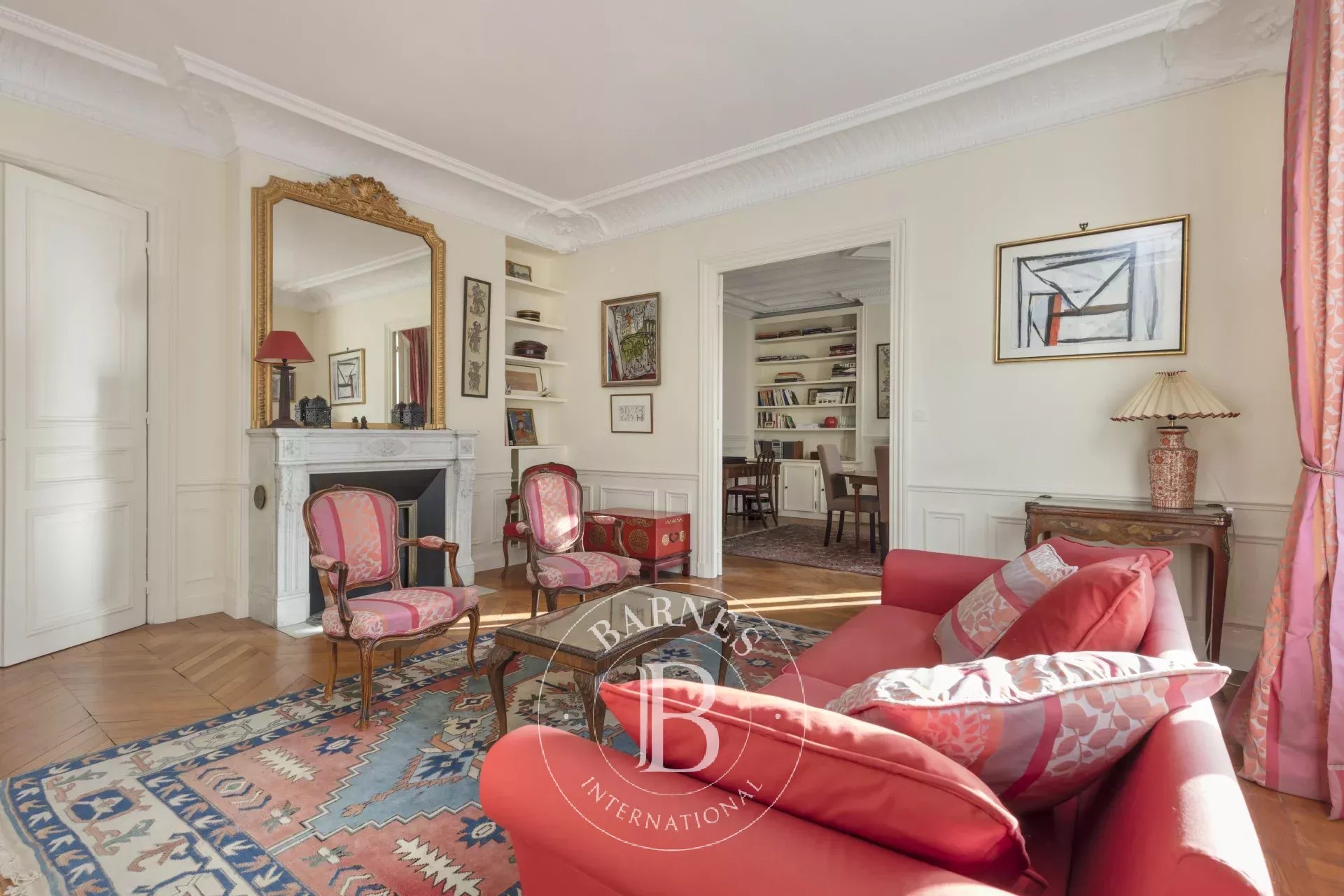 Daire Paris 8ème - picture 14