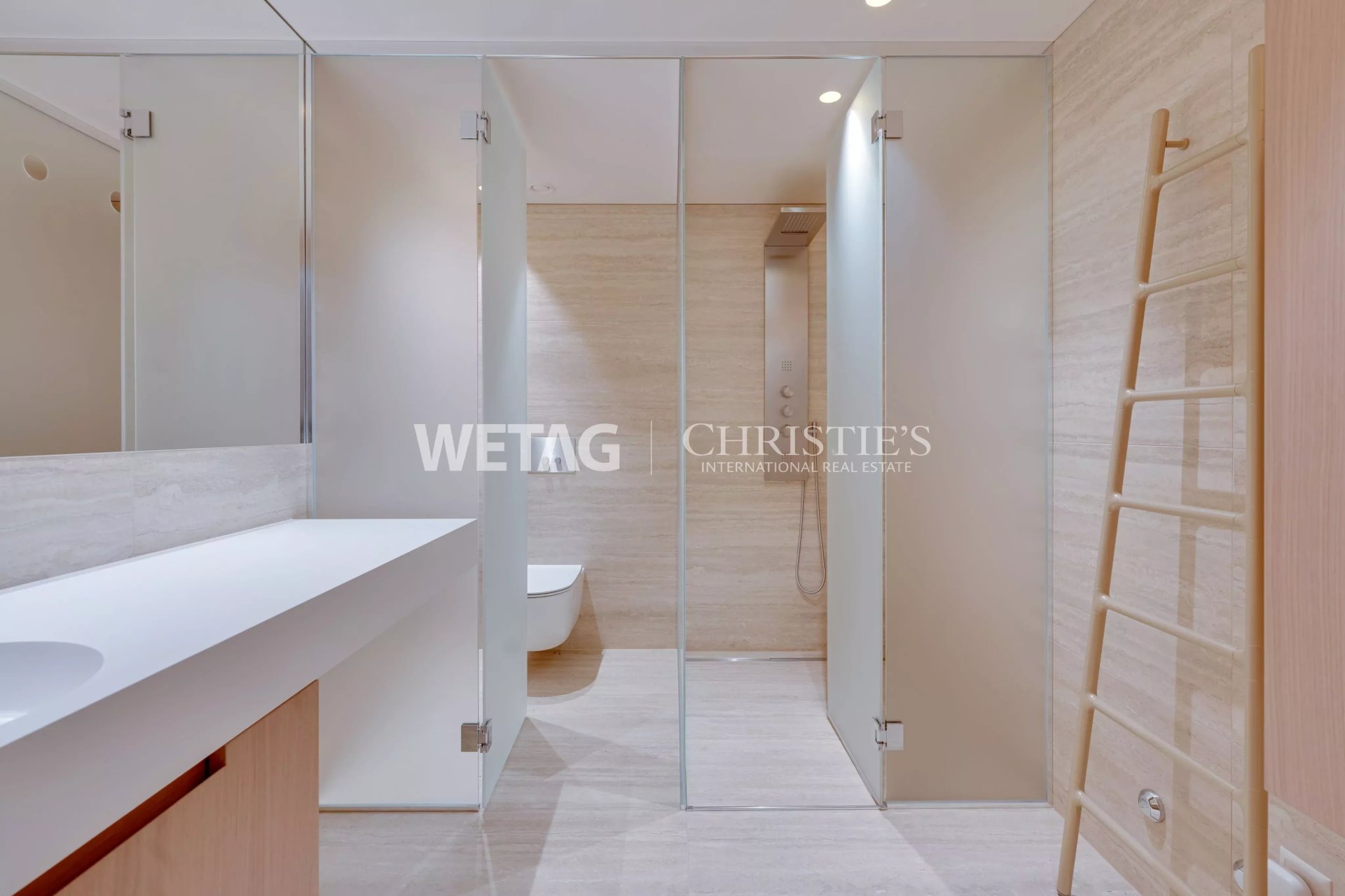 3 Bedroom Apartment/Flat's Image 4