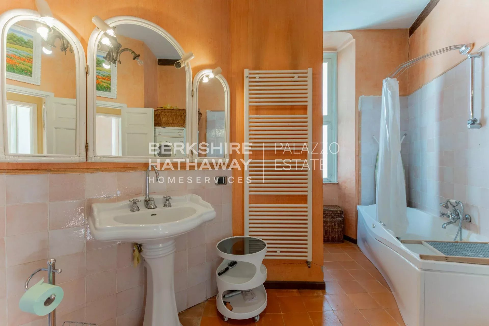 Historic Residence with Three Independent Units and Panoramic Lake Maggiore Views in Solcio di Lesa