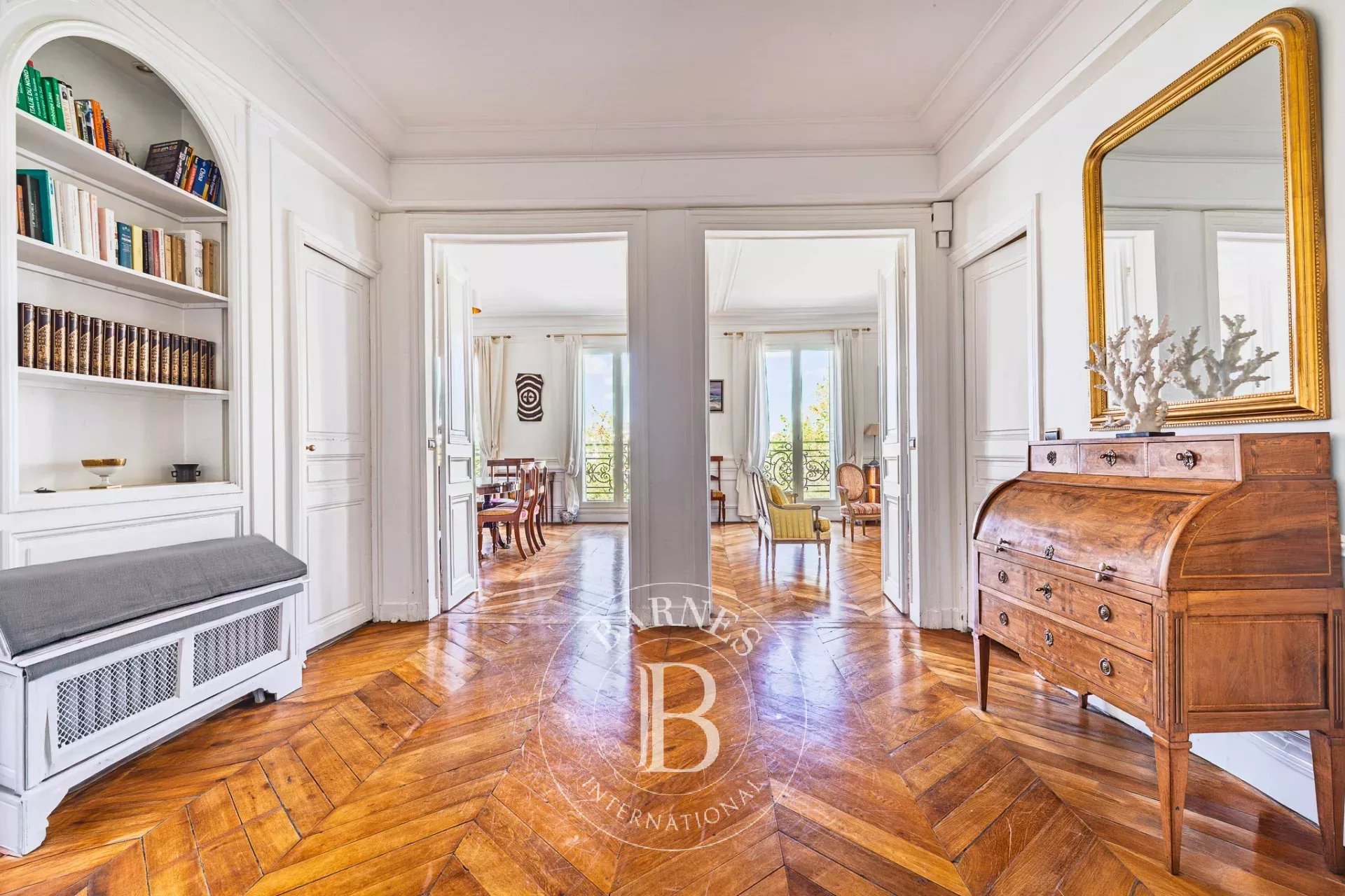 Paris  - Appartement 8 Pi&egrave;ces 5 Chambres - picture 6
