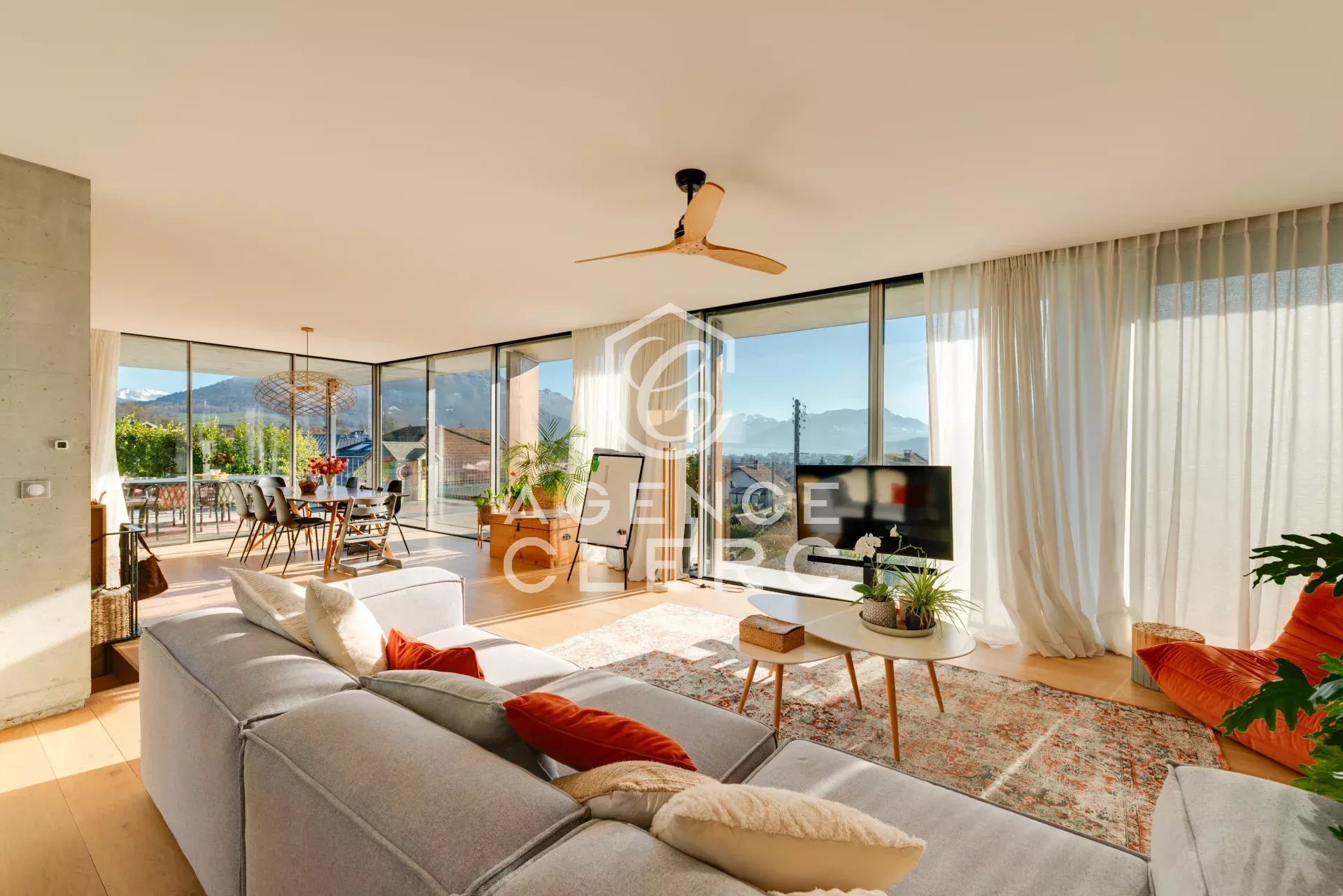 4 Bedroom Villa/Townhouse's Image 11