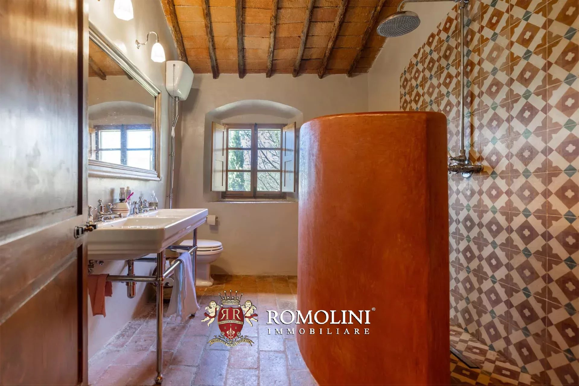 5 Bedroom Vineyard's Image 52