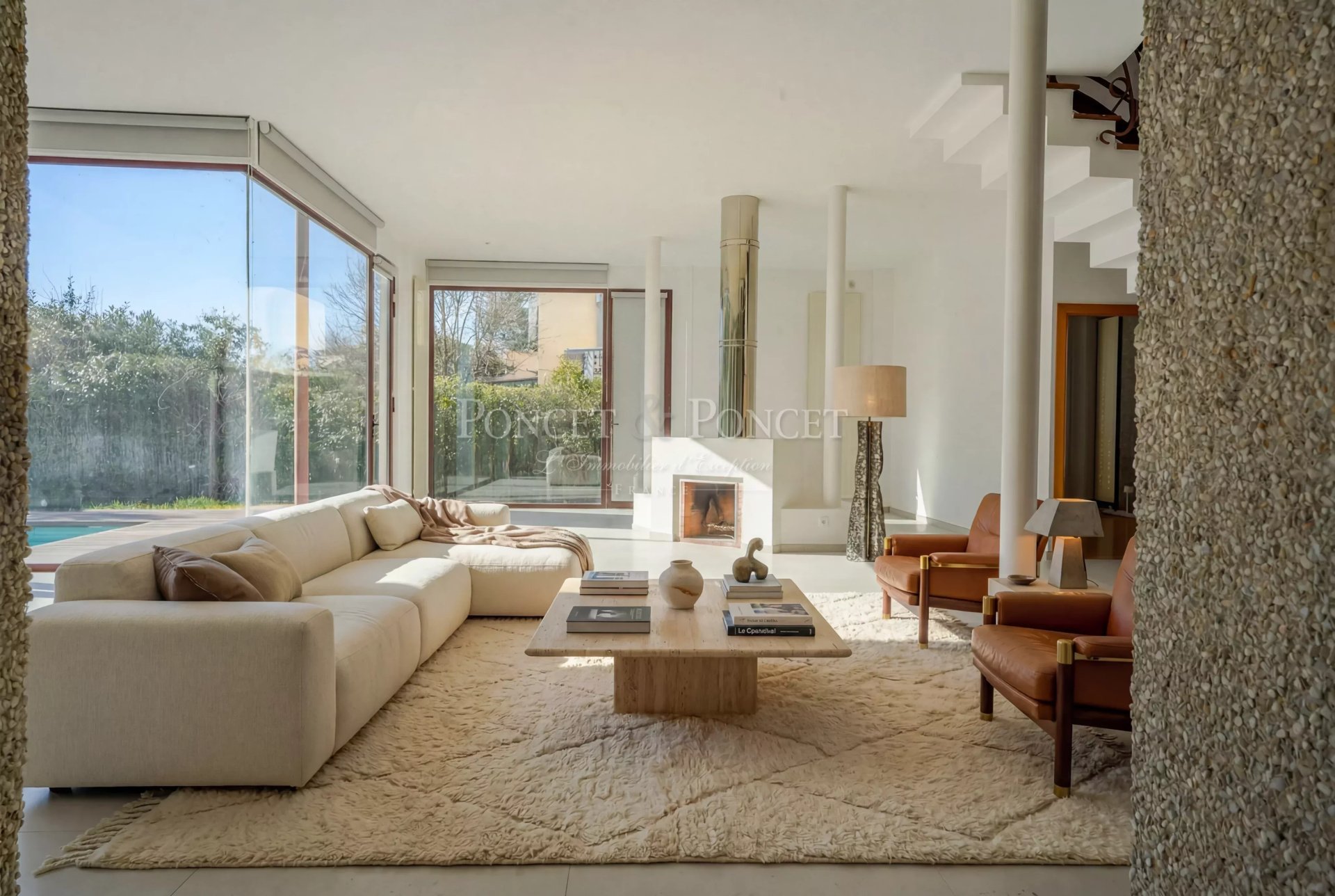 5 Bedroom Villa/Townhouse's Image 27