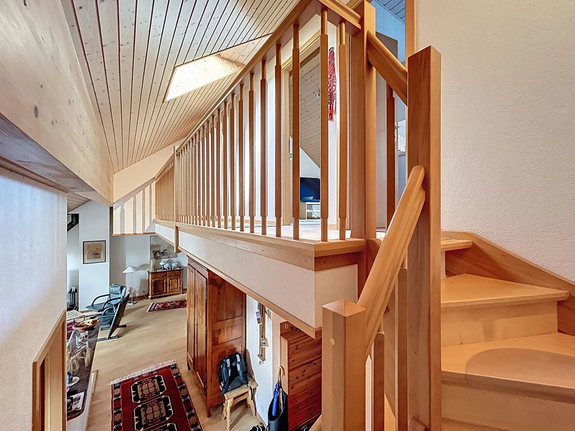 Parfait pour une famille ! Lumineux et spacieux !