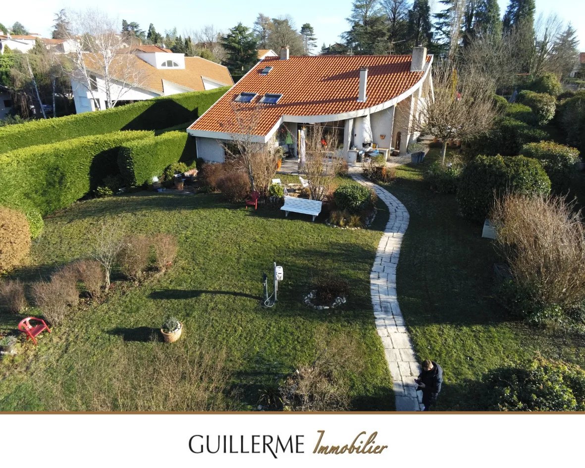 Maison 250 mÂ² â Terrain constructible exceptionnel de 3 600 mÂ² â Piscine & pool-house â Dardilly-le-Bas (Bois de Serres)