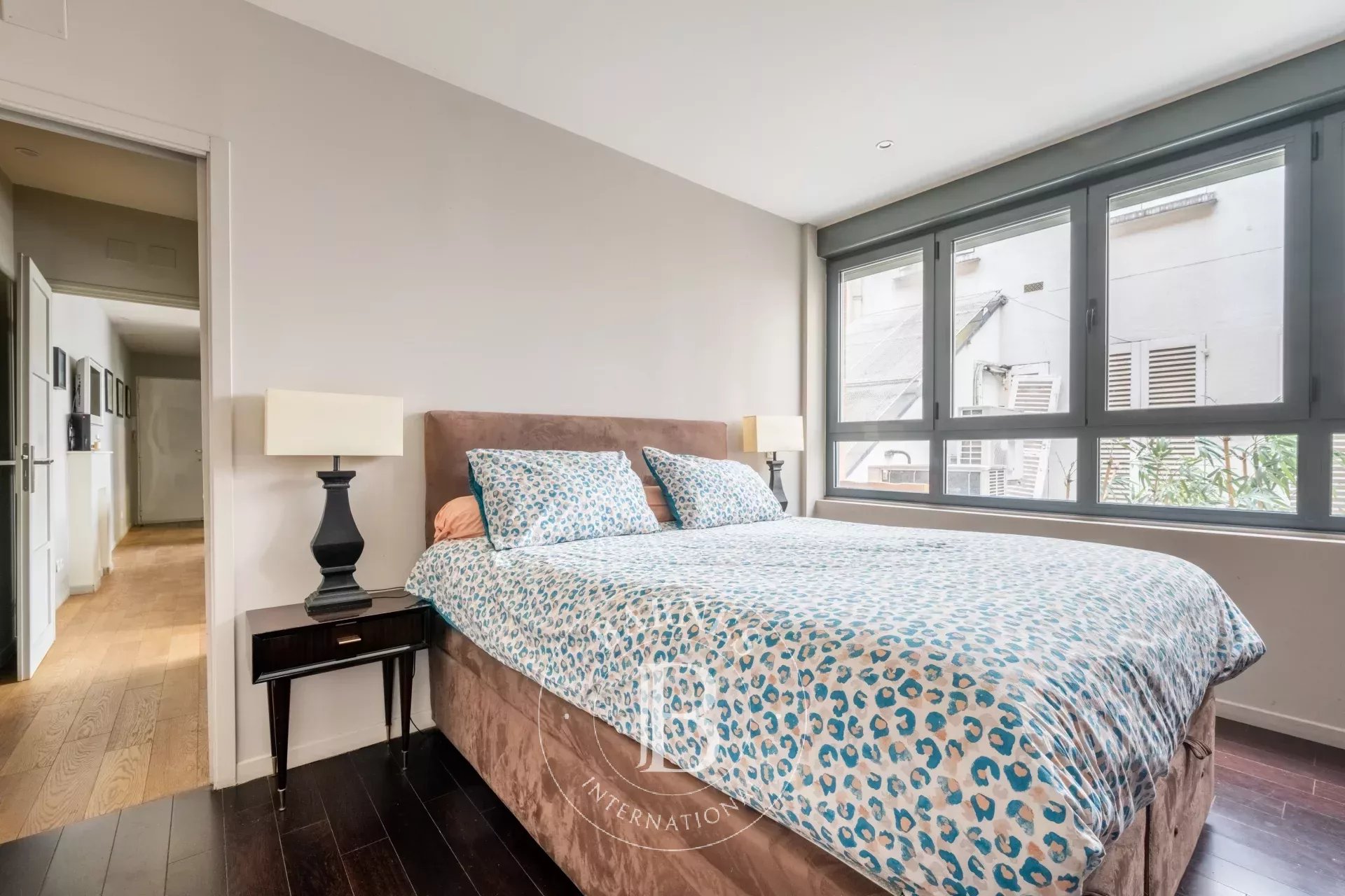 Daire Paris 8ème - picture 6