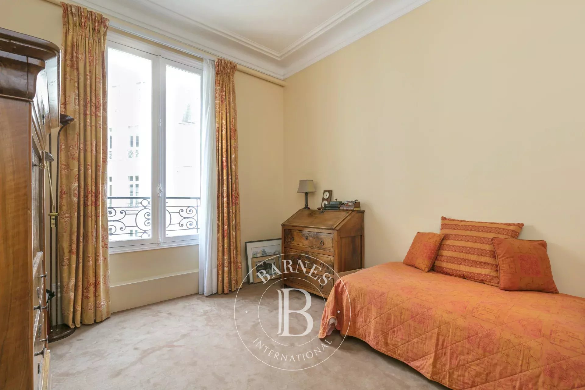 Daire Paris 8ème - picture 20