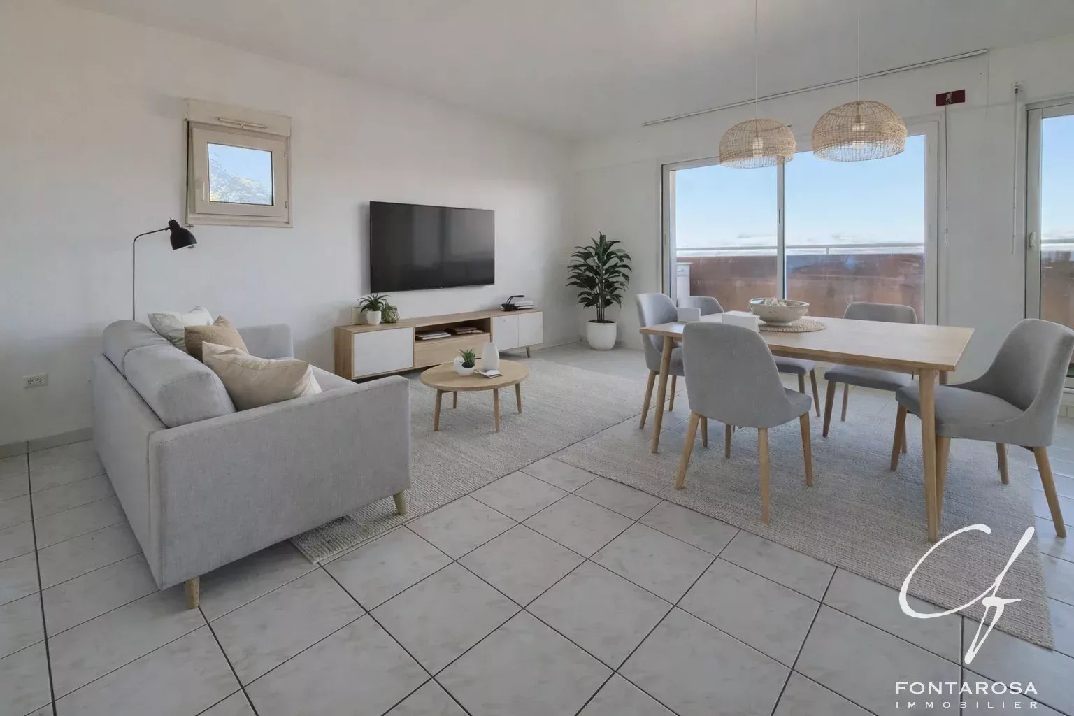 Agence immobilière de 