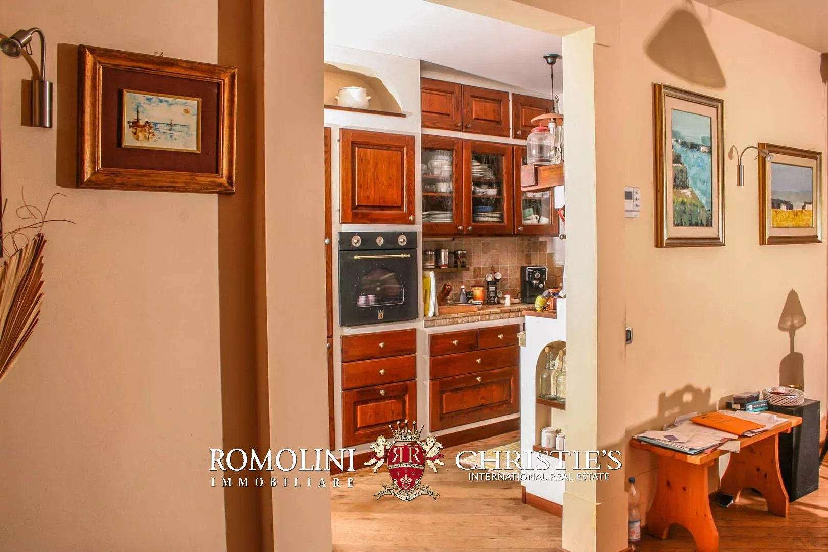 5 Bedroom Villa/Townhouse's Image 31