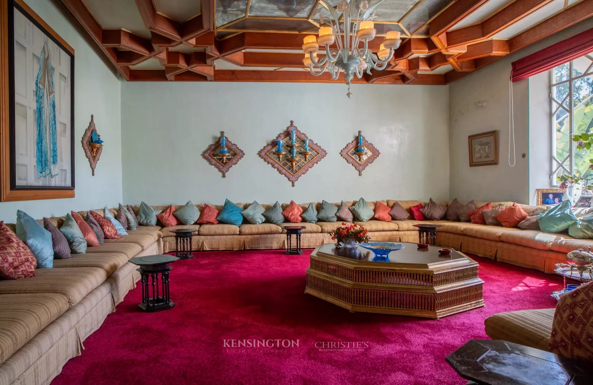 6 Bedroom Villa/Townhouse's Image 11