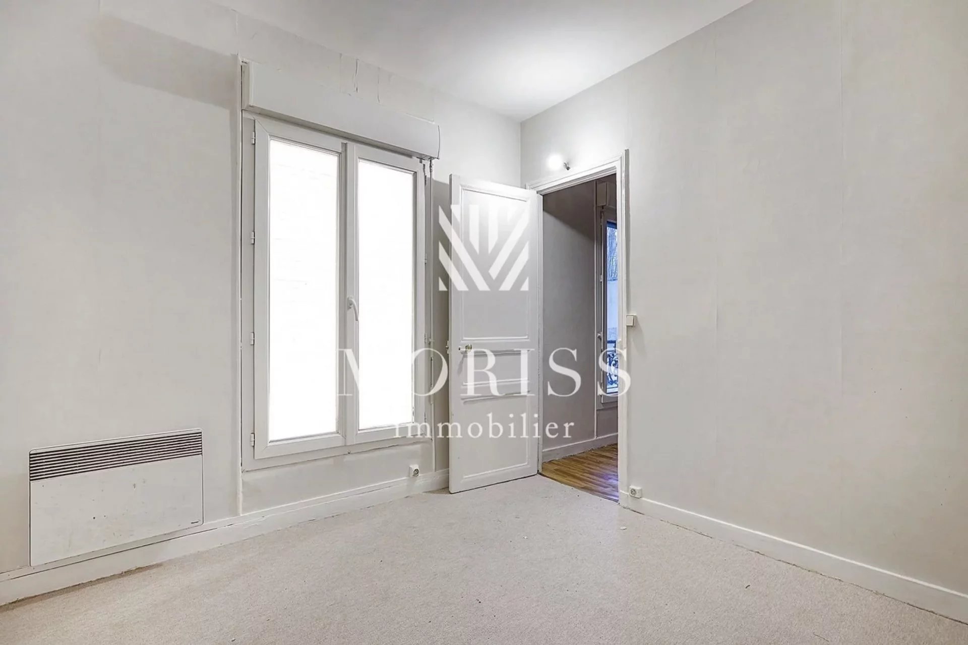 APPARTEMENT 2 PIECES - 75011 - Image Array