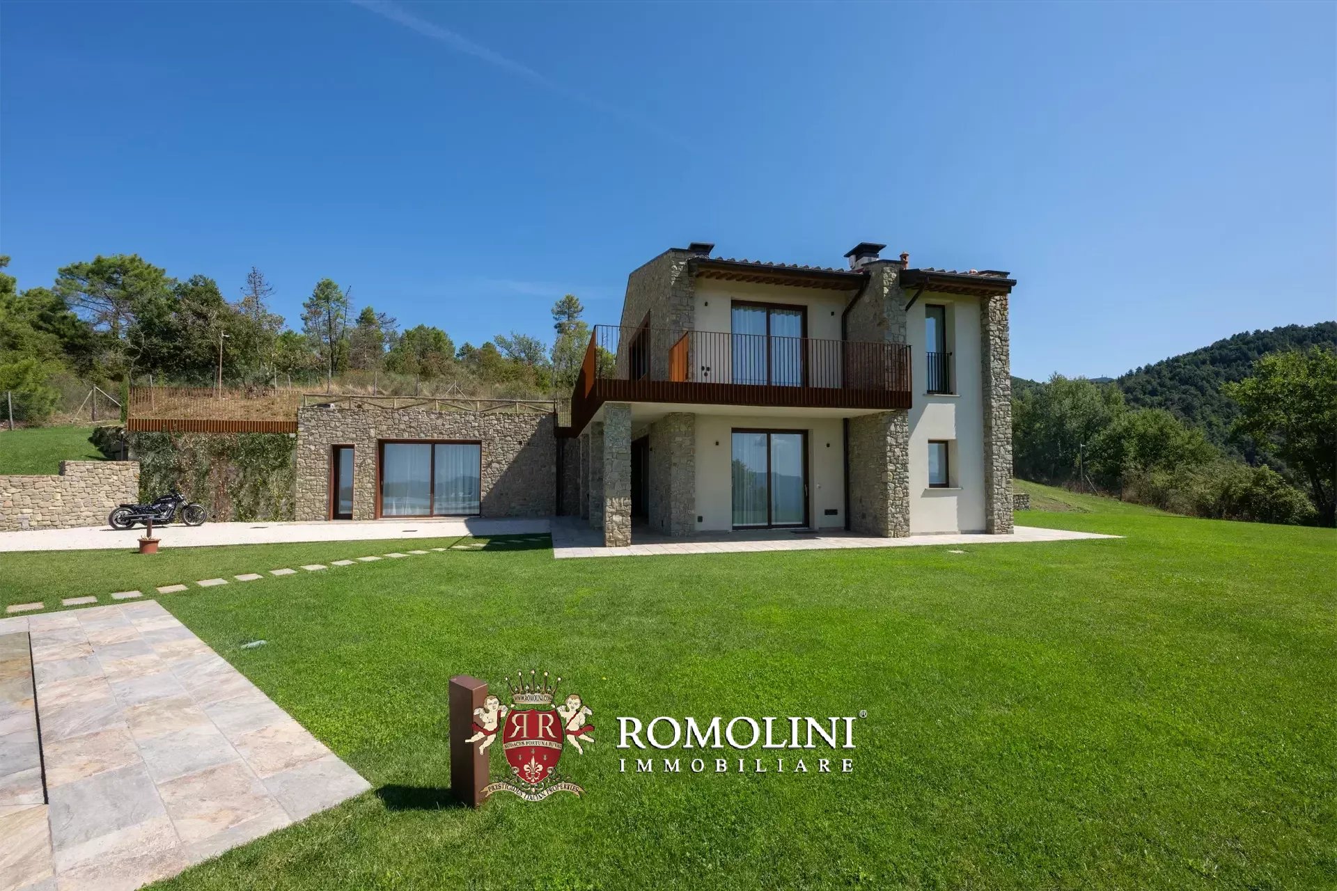 3 Bedroom Villa/Townhouse's Image 19