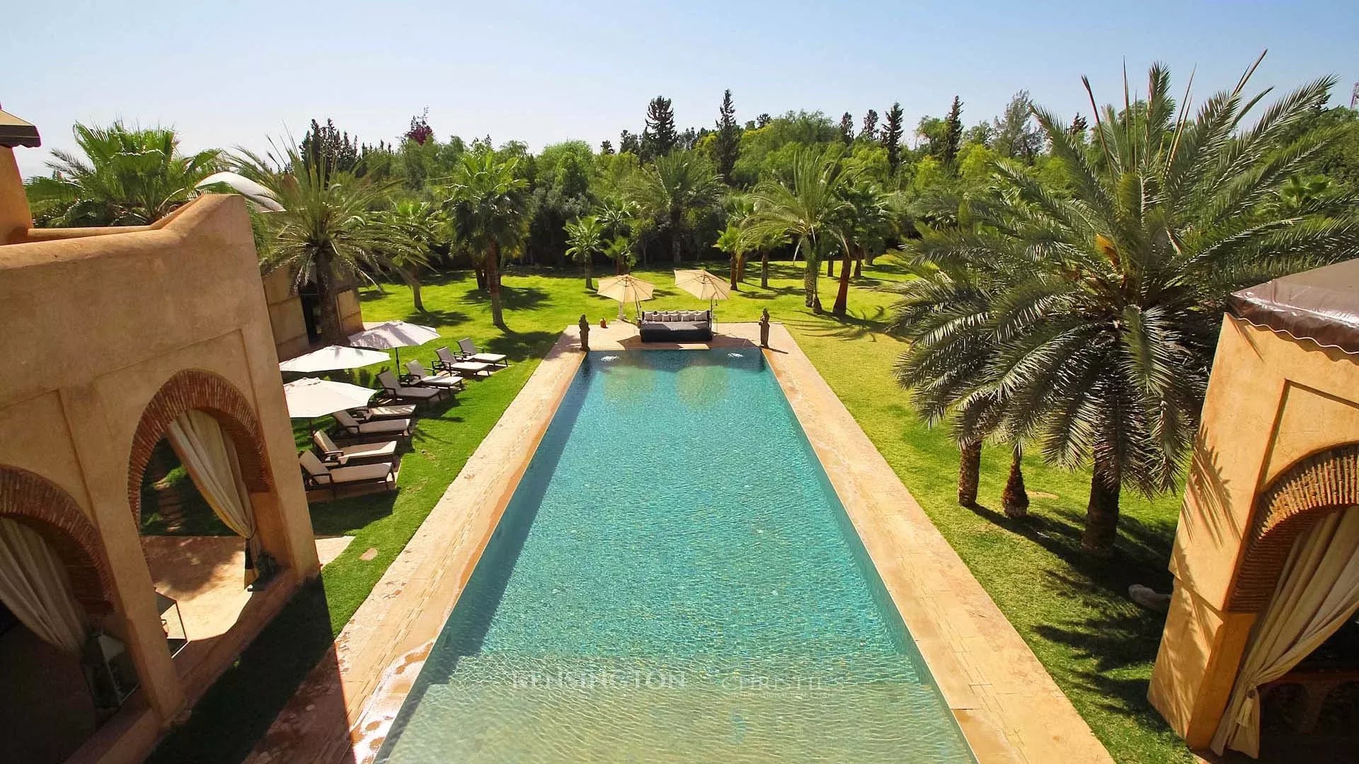 6 Bedroom Villa/Townhouse's Image 3