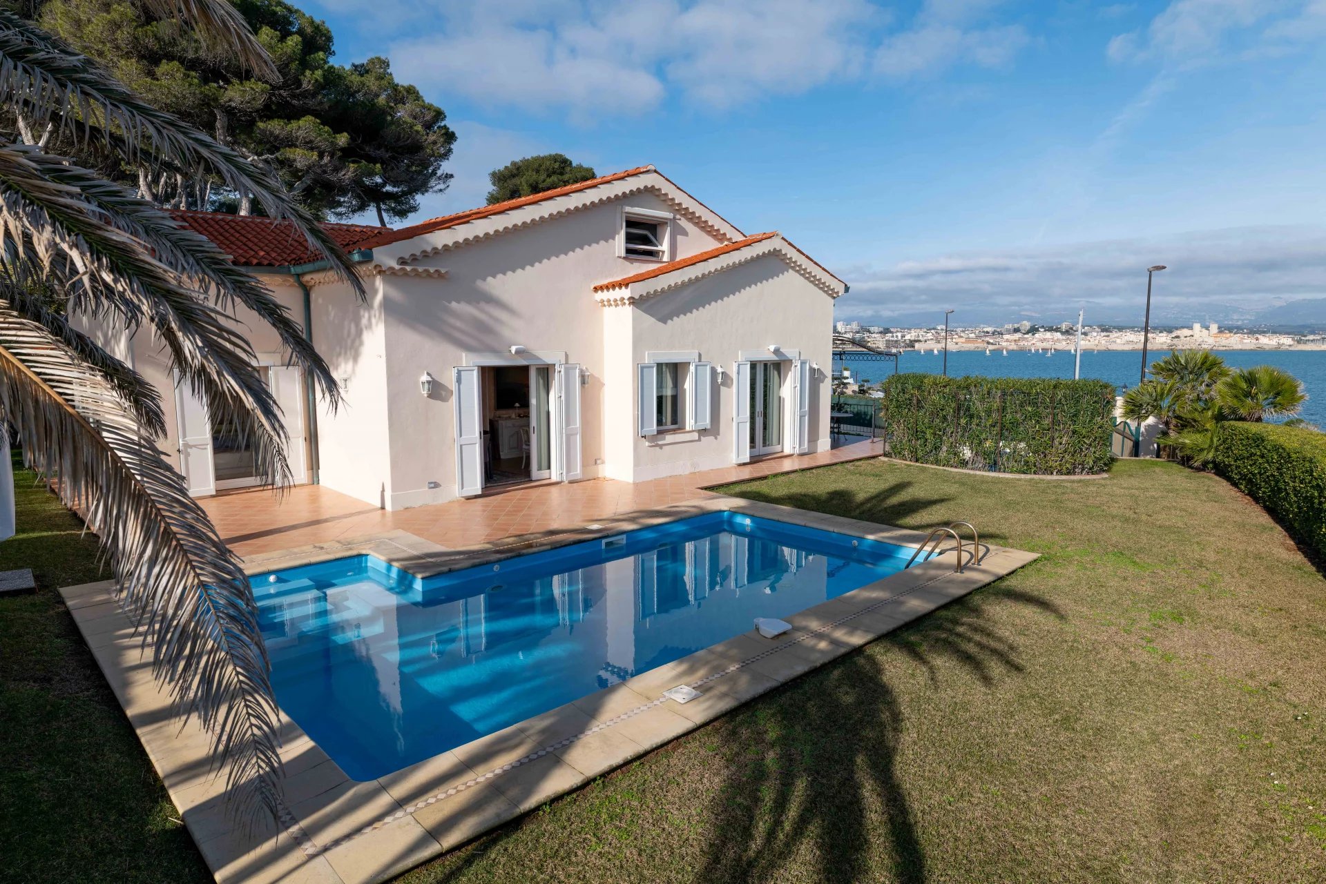 Cap d'Antibes ,exclusivité, vue panoramique mer