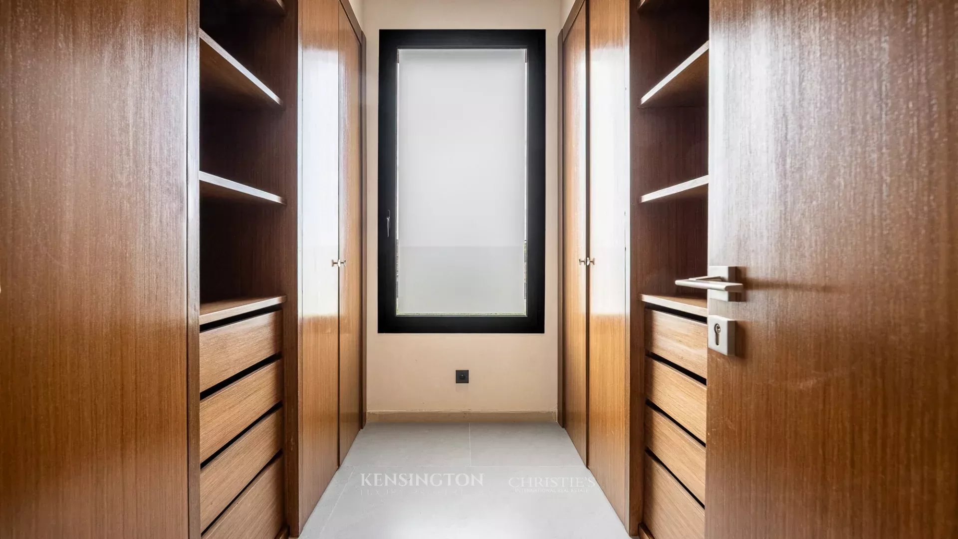 5 Bedroom Villa/Townhouse's Image 19