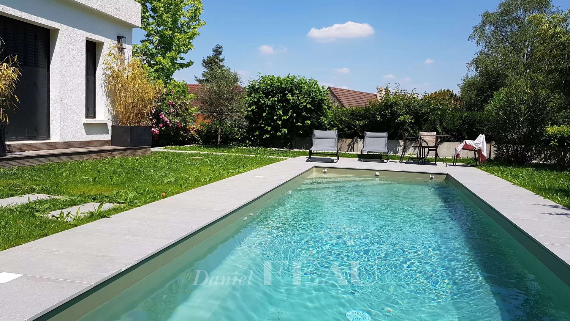 4 Bedroom Villa/Townhouse's Image 18