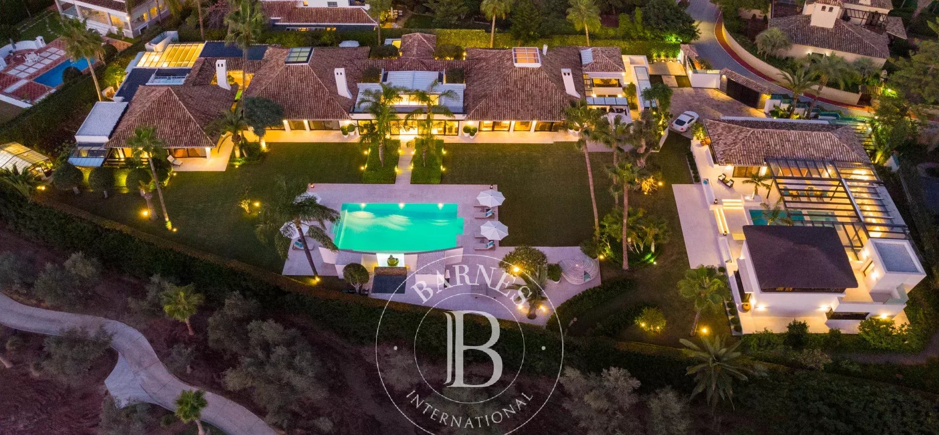 Alquiler Villa de Ultra Lujo en Marbella –  Resort de tranquilidad