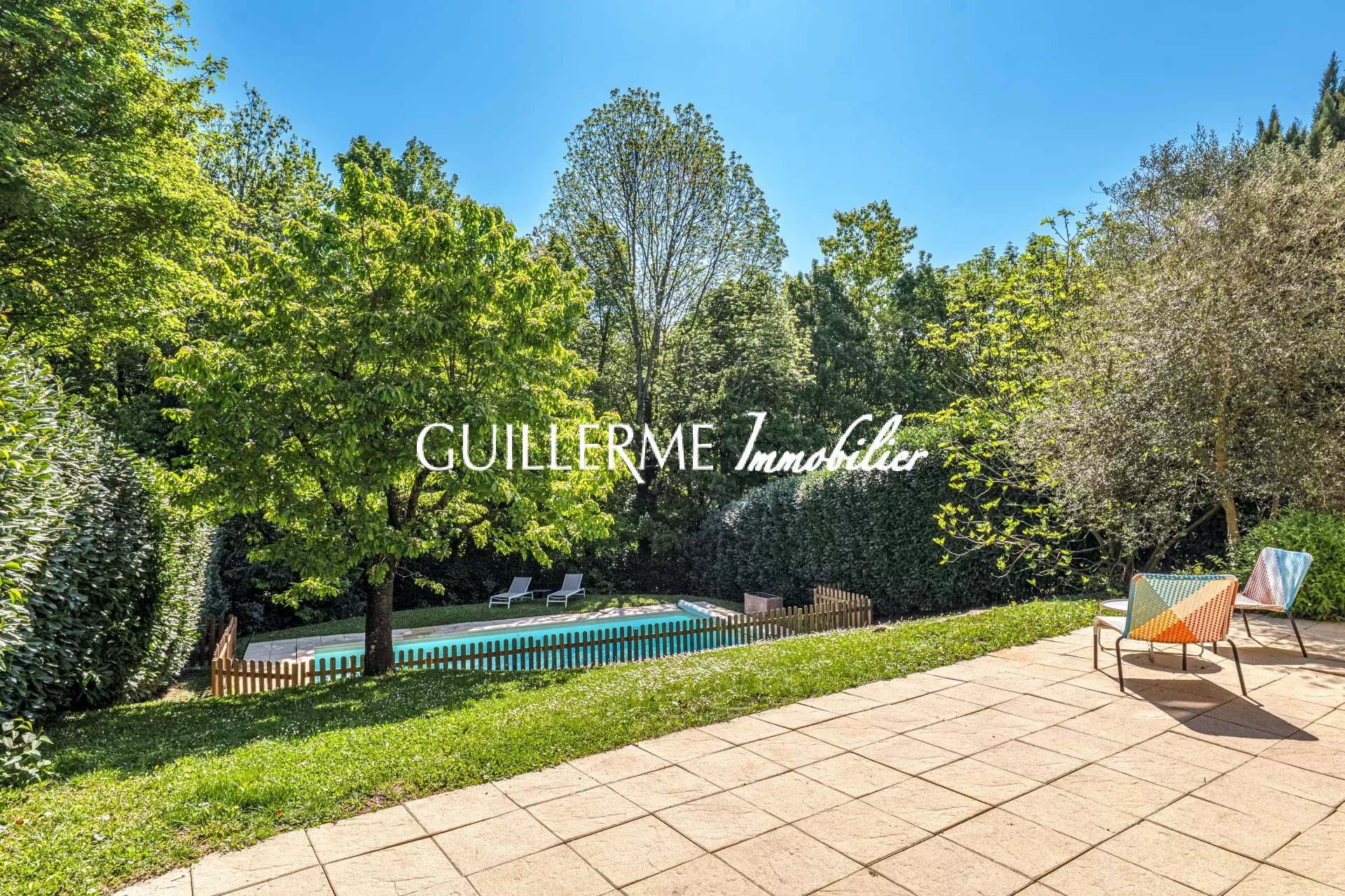 Agence immobilière de 