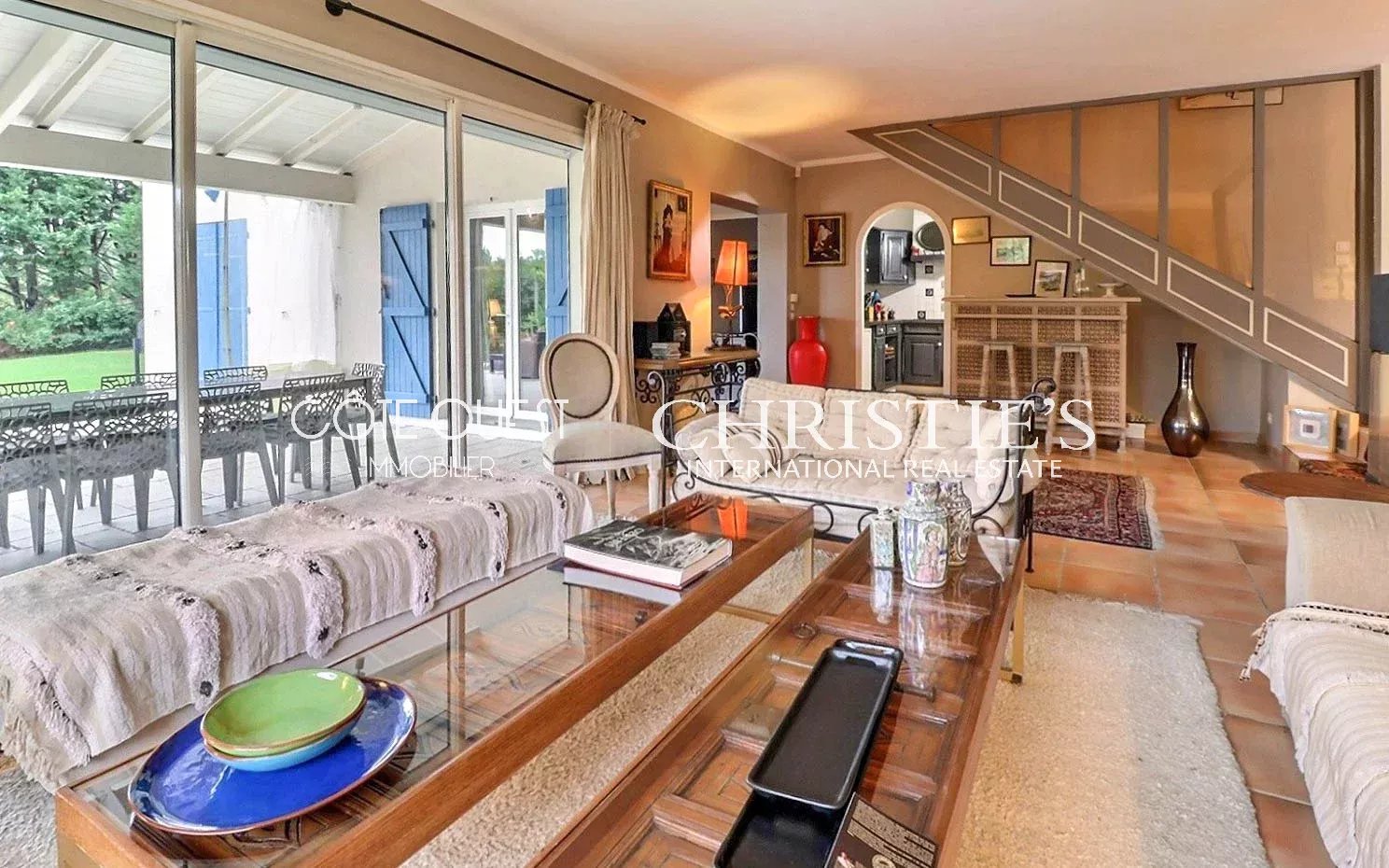 5 Bedroom Villa/Townhouse's Image 11