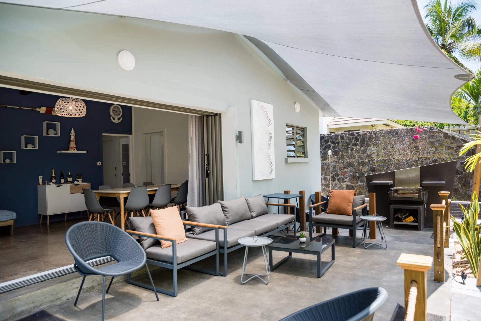 Kulübe Roches Noires