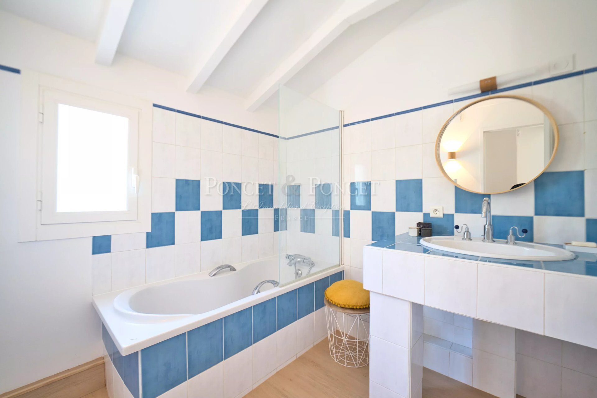 4 Bedroom Villa/Townhouse's Image 19
