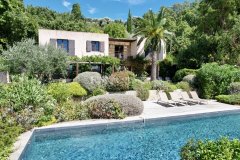 Villa for sale in Chateauneuf-Grasse — photo 2 of 7