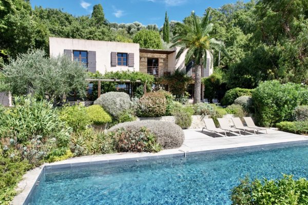 Villa for sale in Chateauneuf-Grasse — photo 2