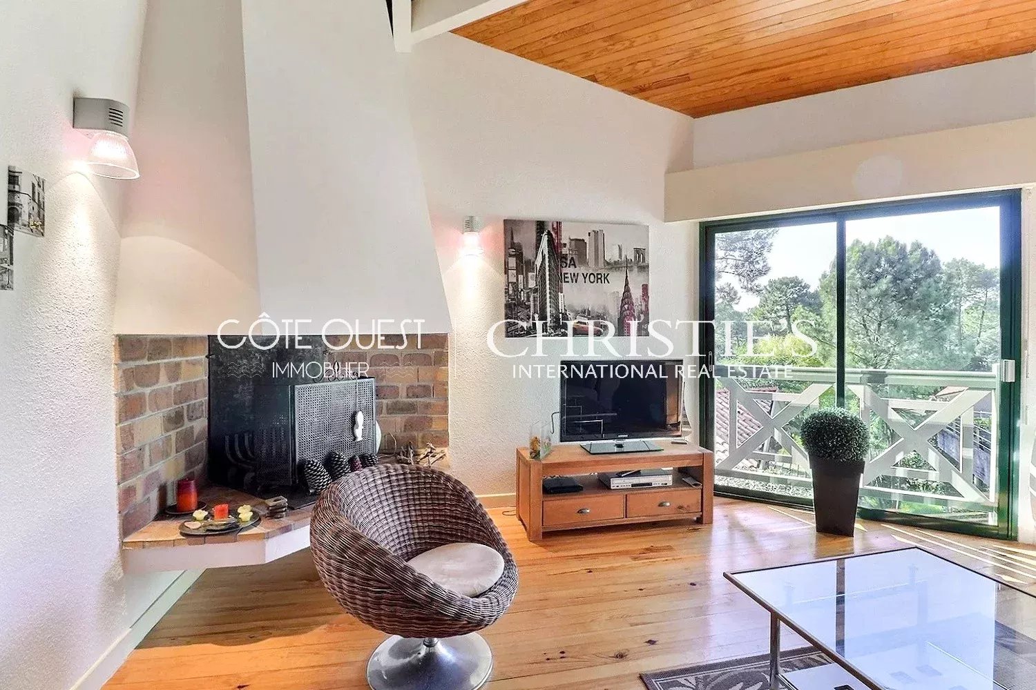 3 Bedroom Villa/Townhouse's Image 3