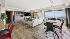 Between Cannes and Golfe-Juan – Top-Floor Apartment with Panoramic Sea Views — photo 6 of 7