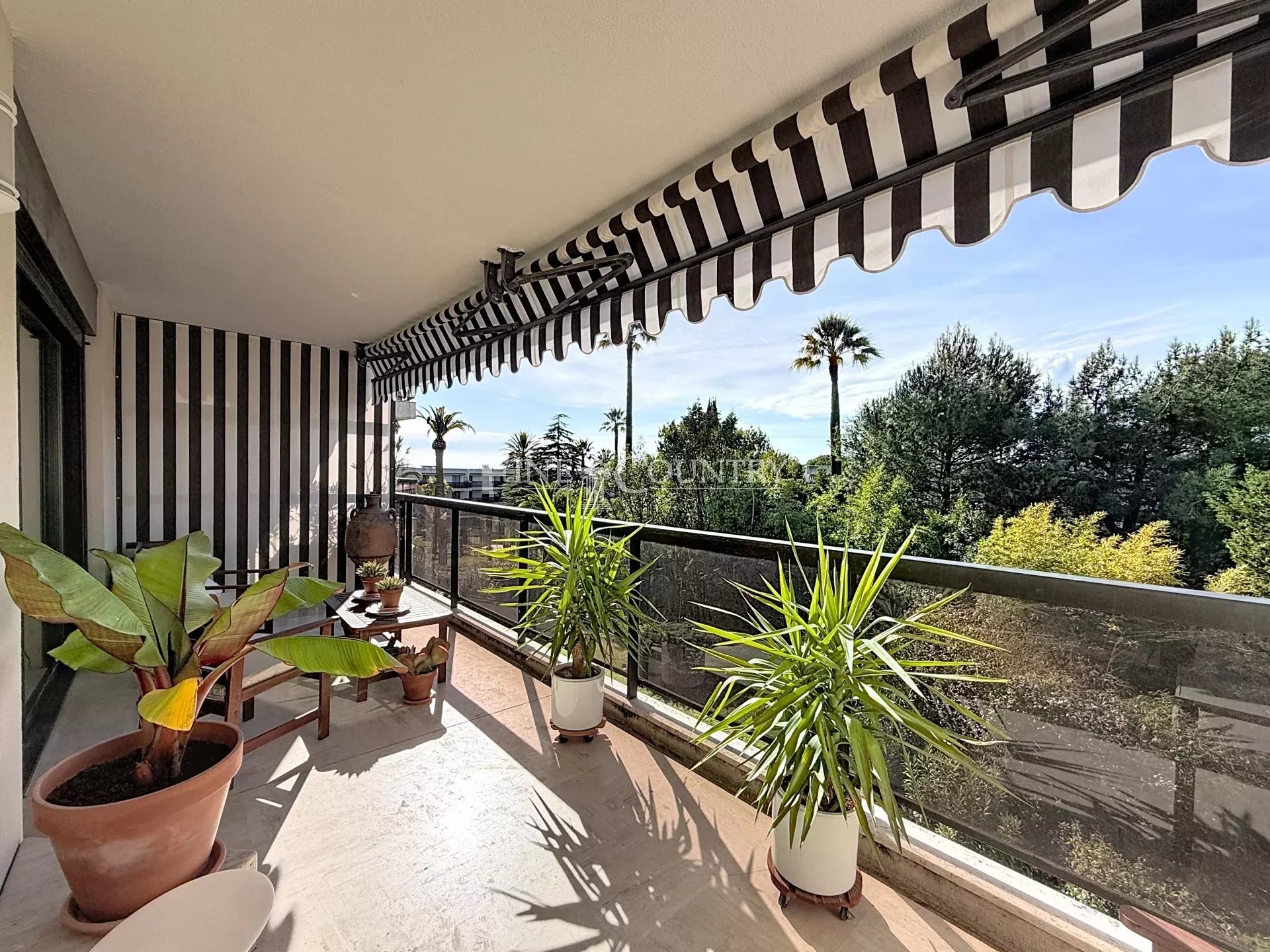 Photo of Apartment for sale in Cannes with pool and tennis