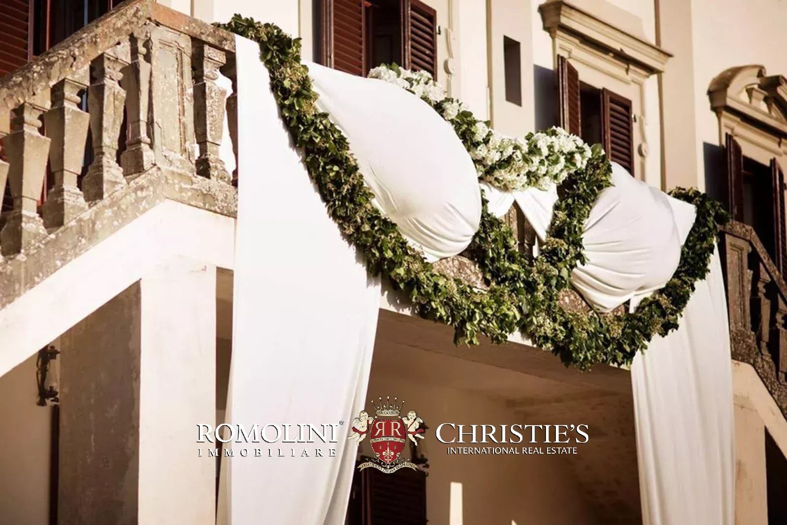 LUXURY HISTORICAL VILLA FOR SALE IN RADDA IN CHIANTI, TUSCANY