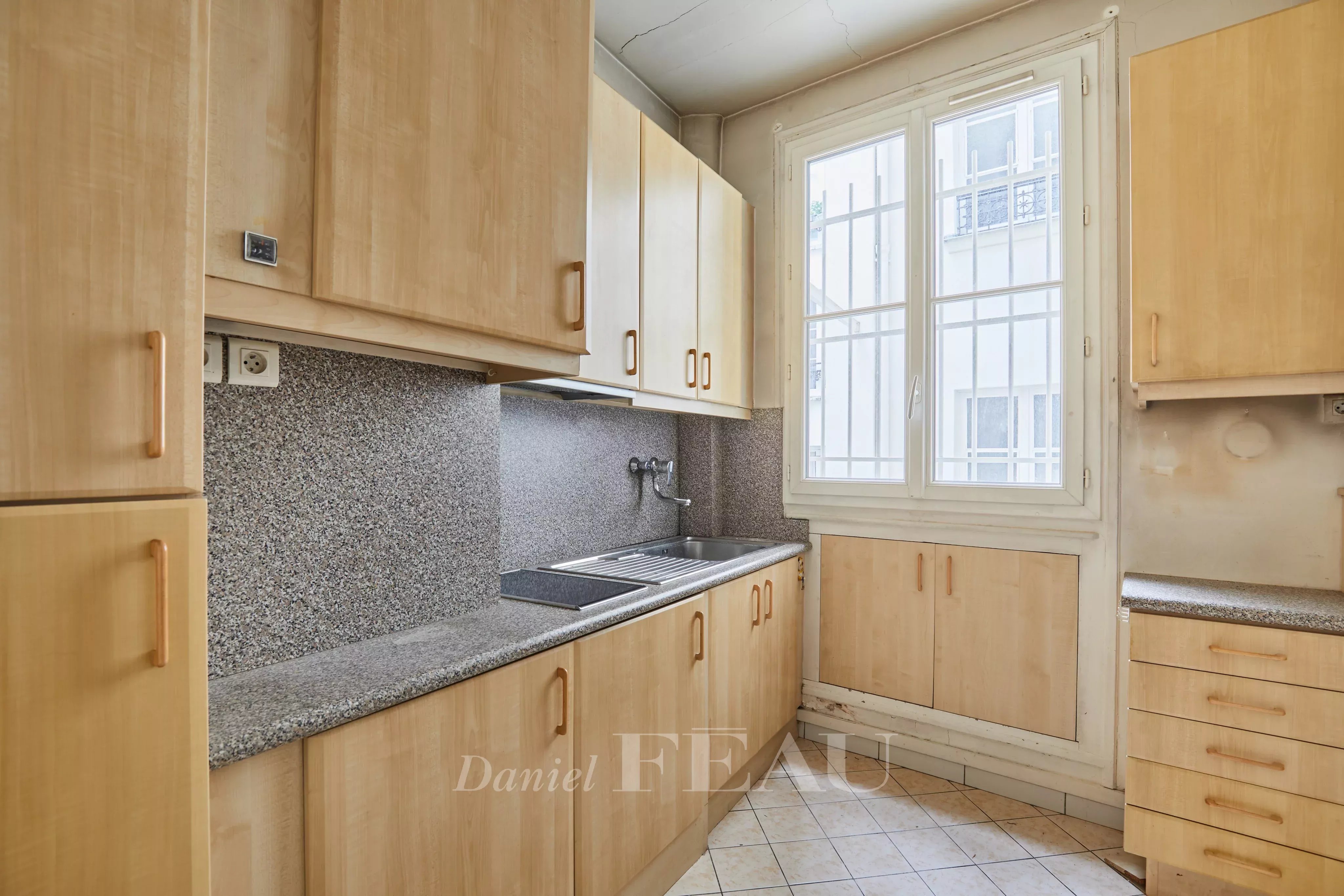 Sale Apartment Paris 7th