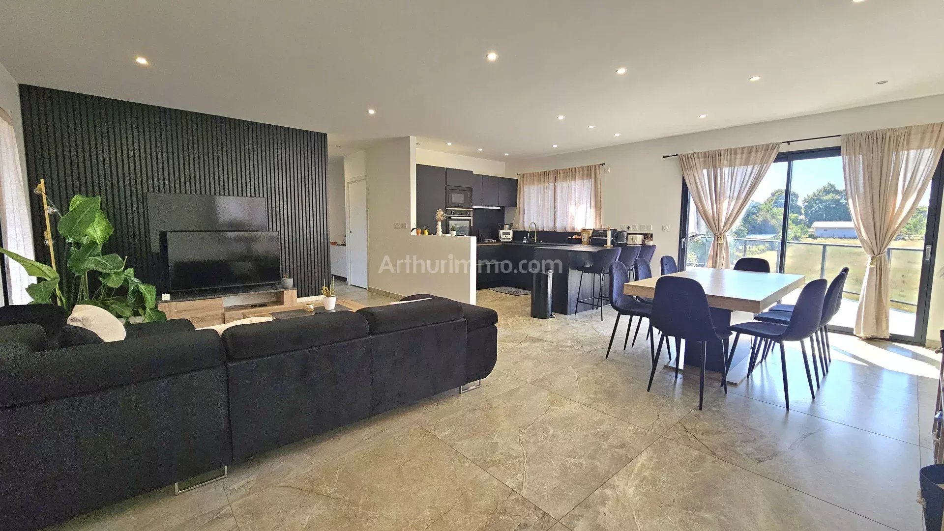 Agence immobilière de SARL AS IMMOBILIER