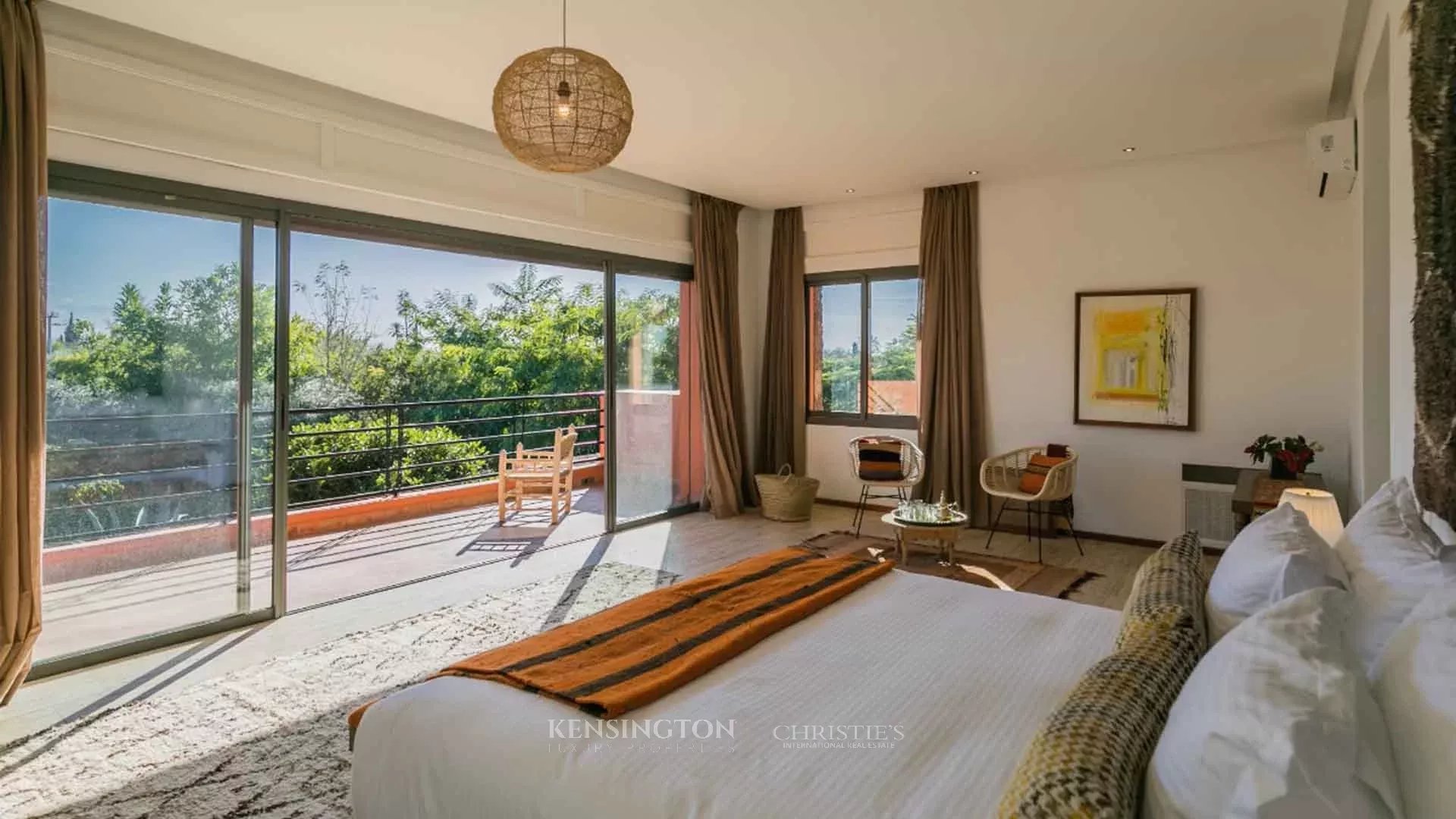 6 Bedroom Villa/Townhouse's Image 23