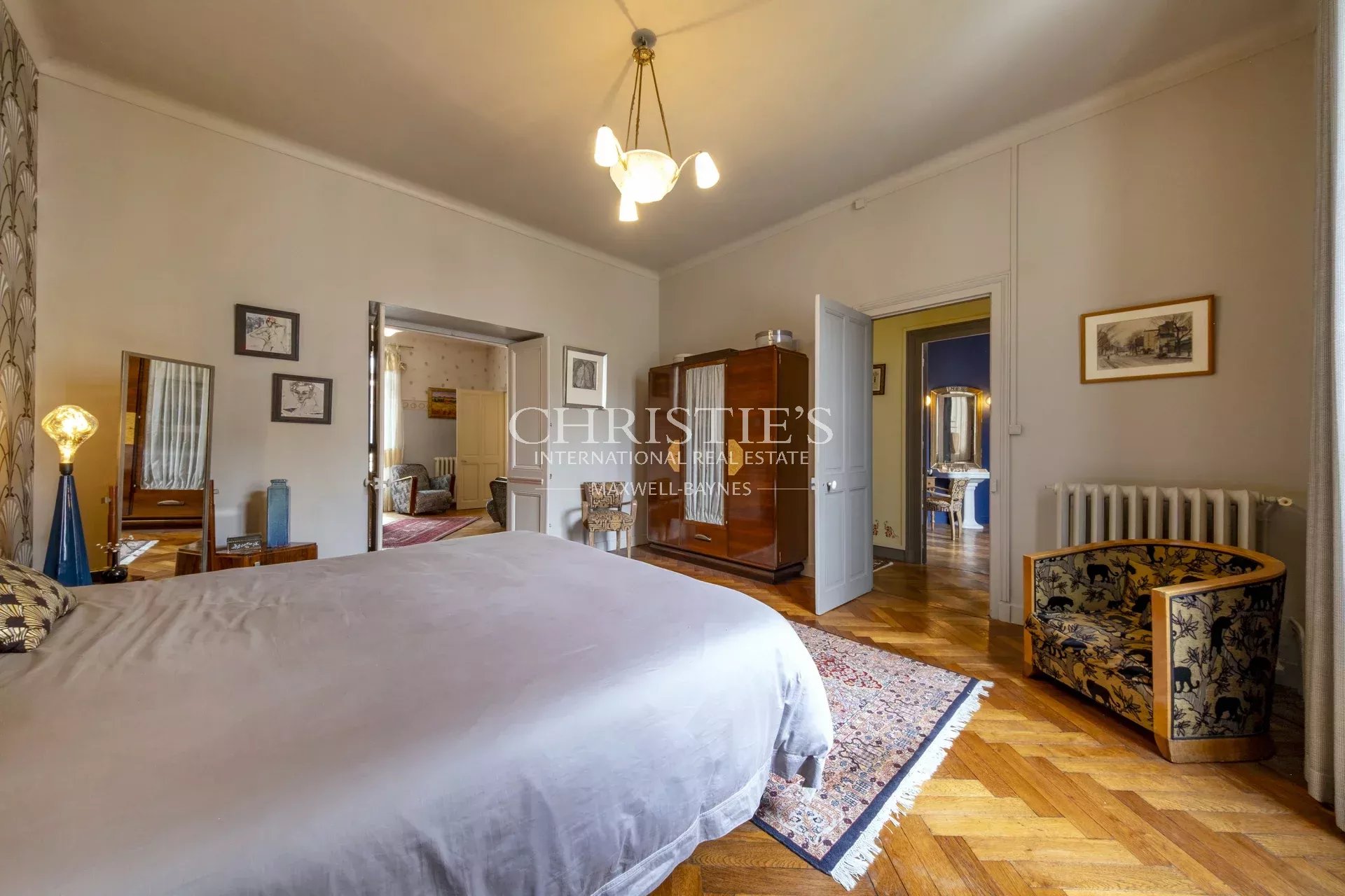 5 Bedroom Villa/Townhouse's Image 12