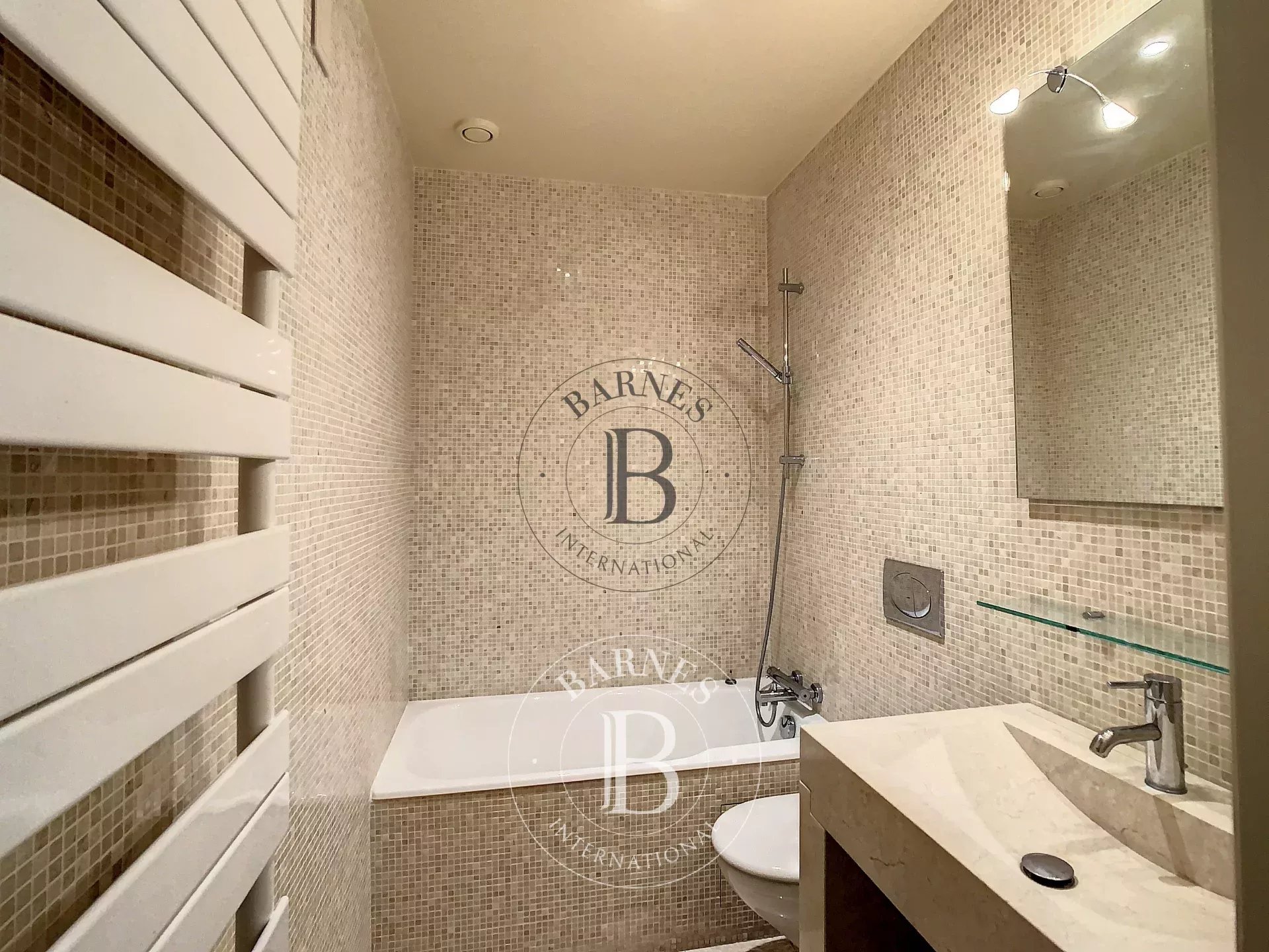 Daire Paris 8ème - picture 18