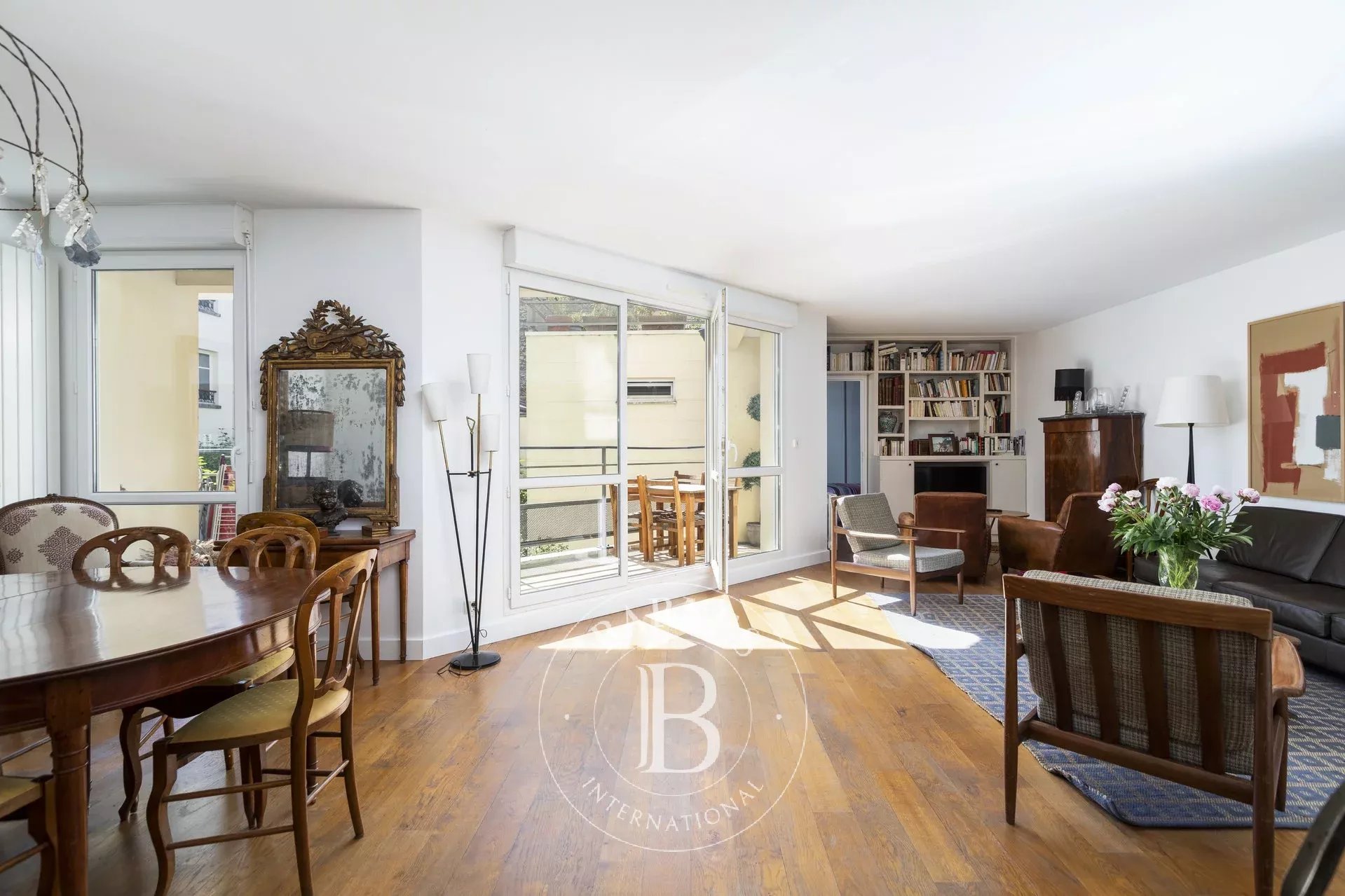 Daire Levallois-Perret